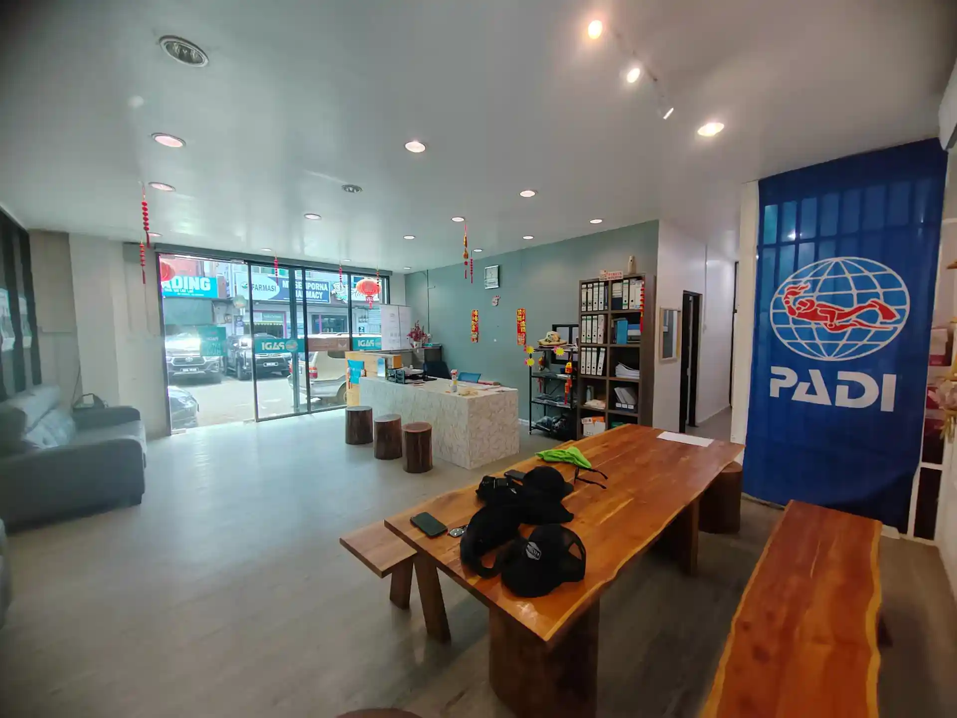 潛店照片