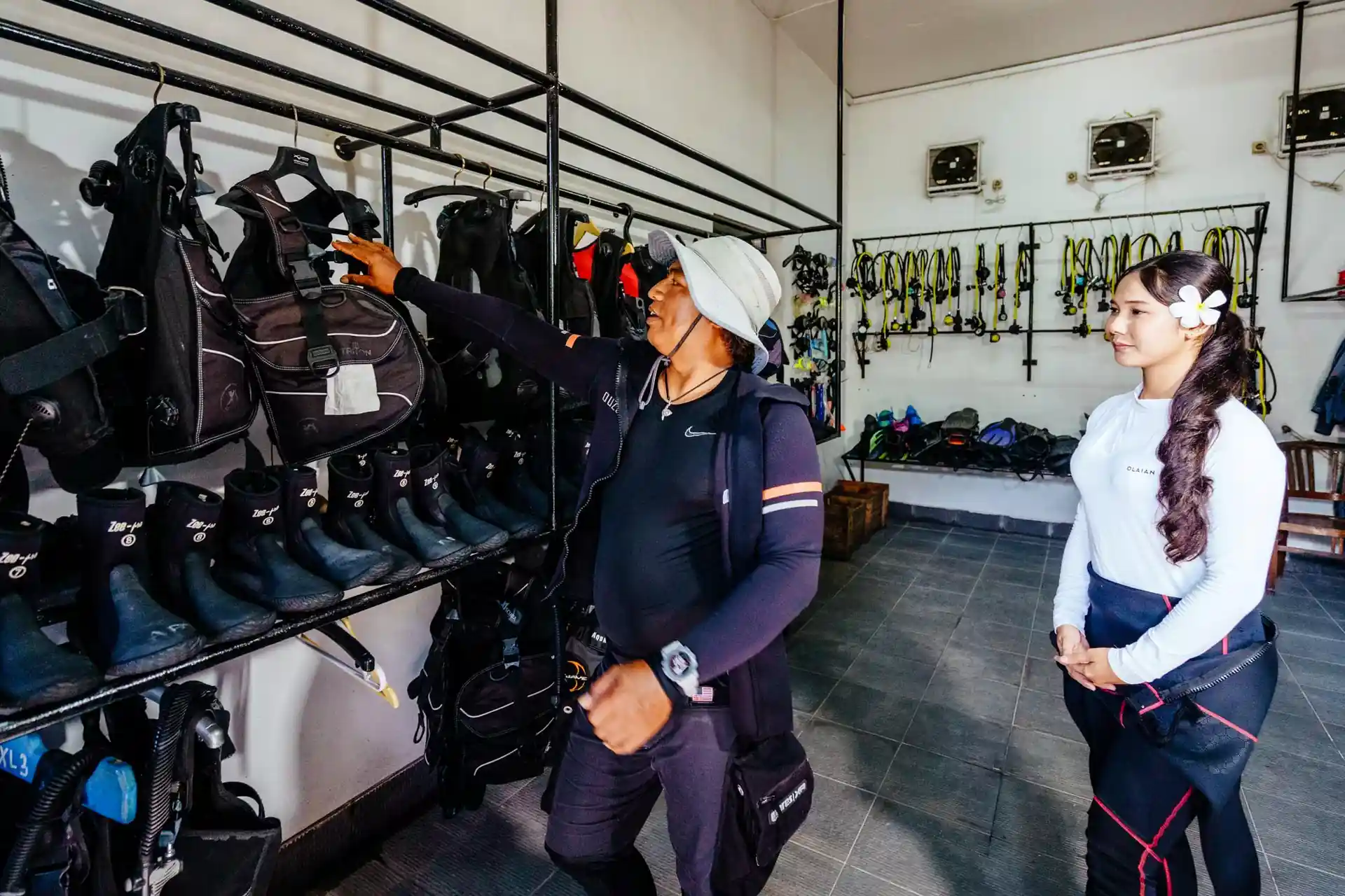 Dive shop photo