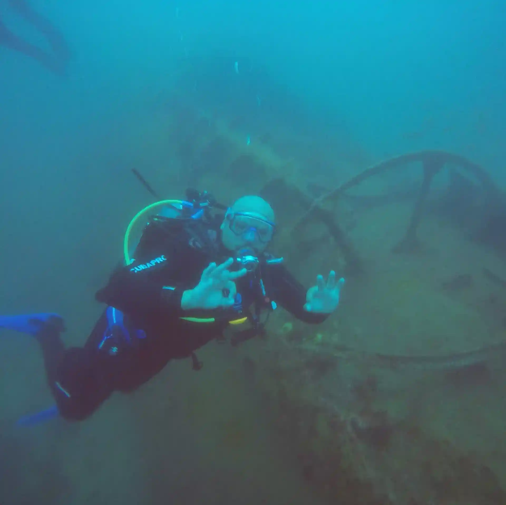 Dive shop photo