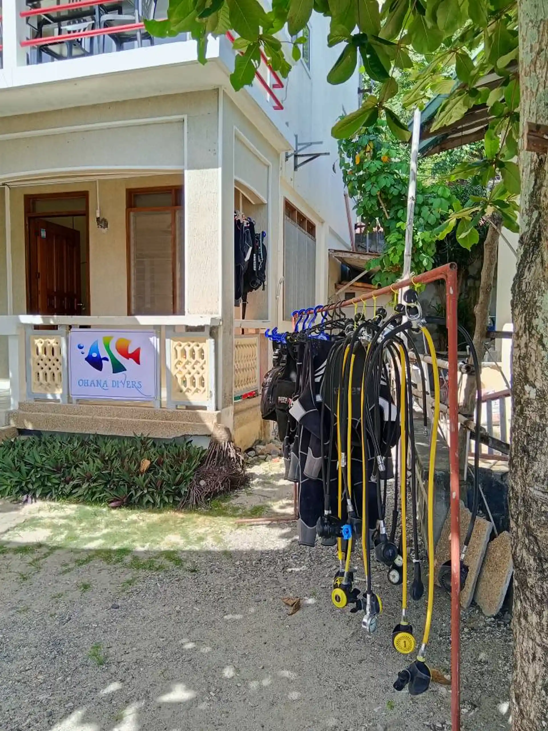Dive shop photo