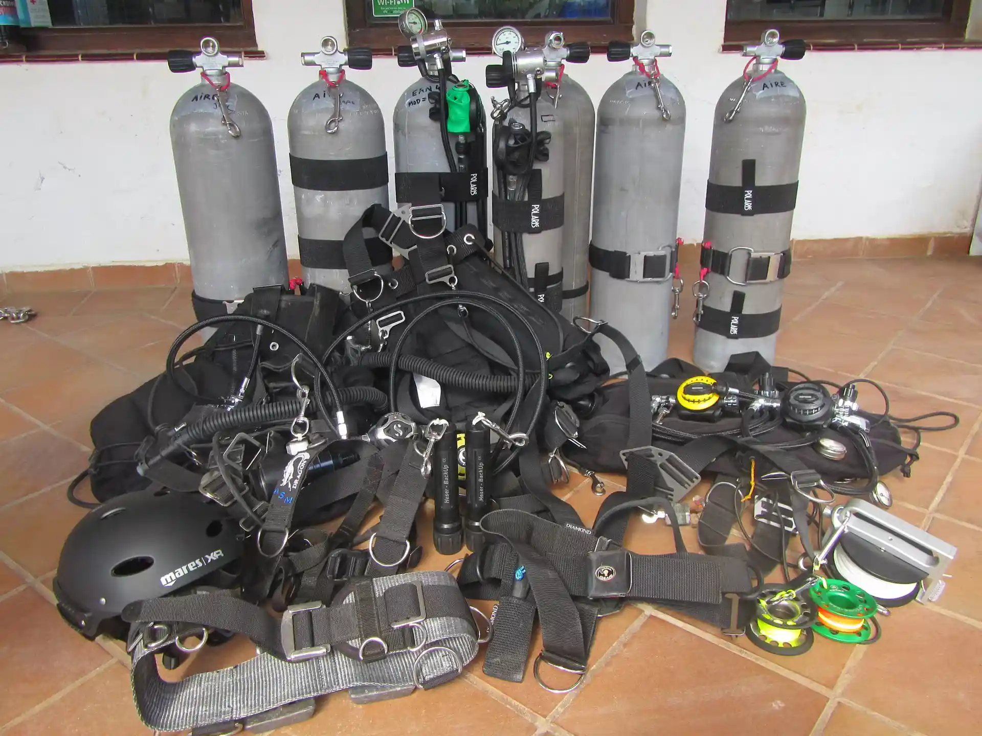 Sidemount equipment available
