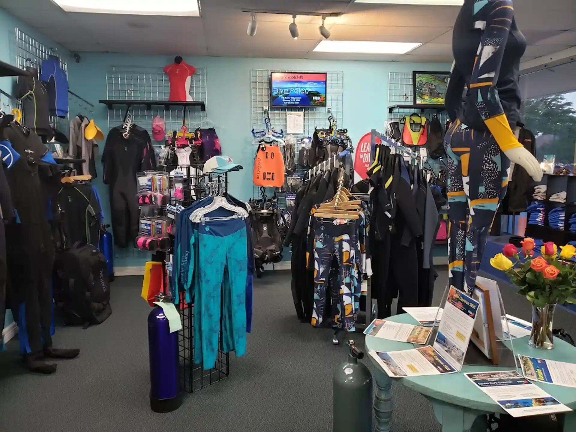 Foto de la tienda de buceo