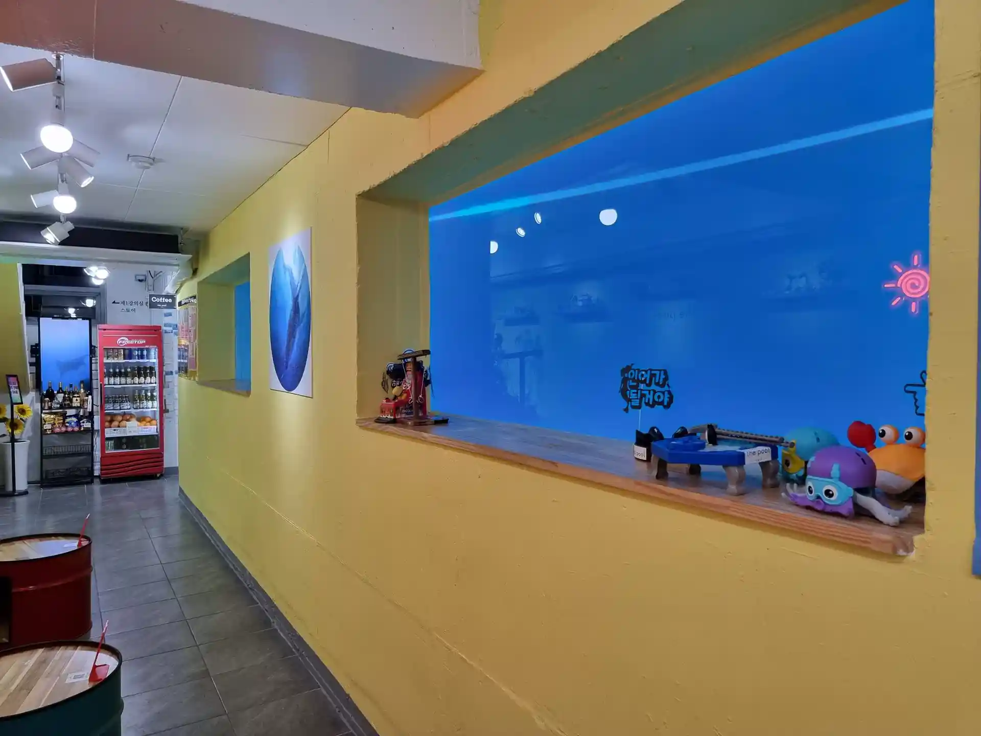 Dive shop photo