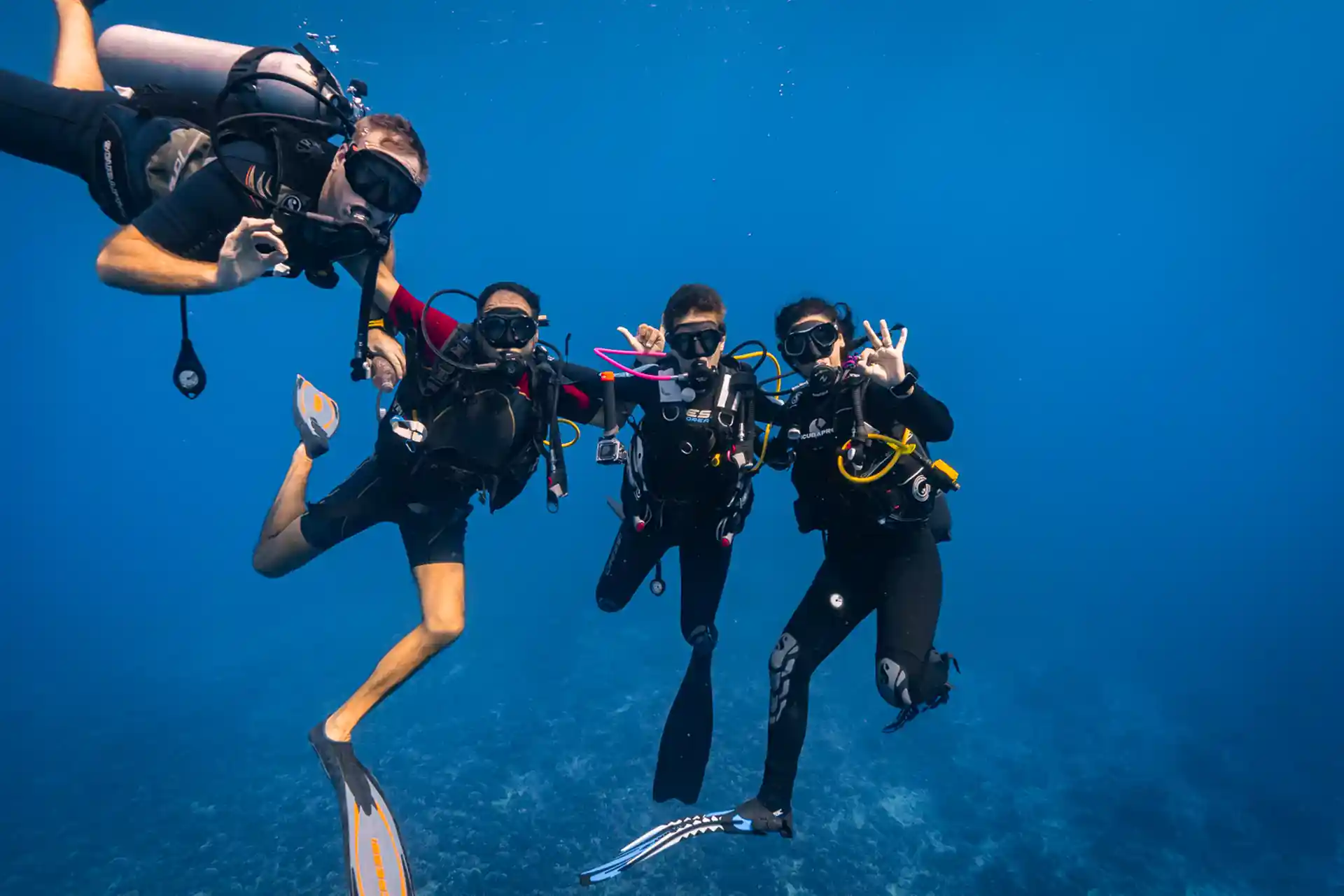 Foto de la tienda de buceo