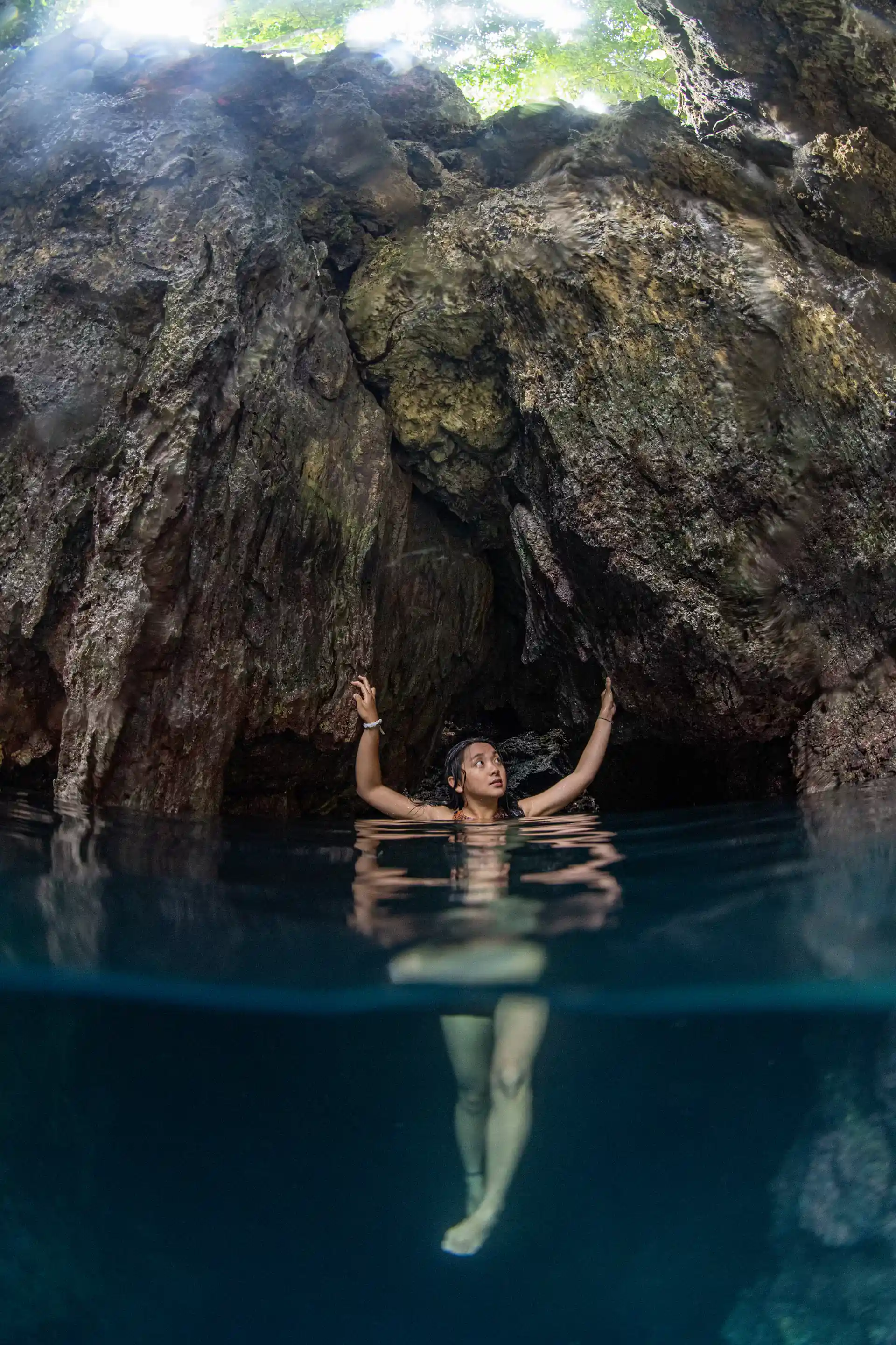 Explore Halo Tabung Cave