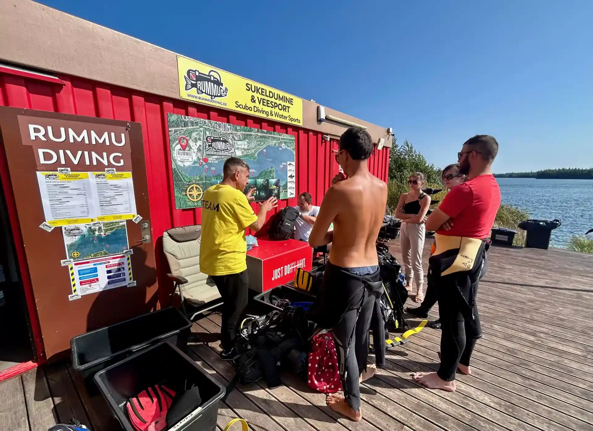 Dive shop photo