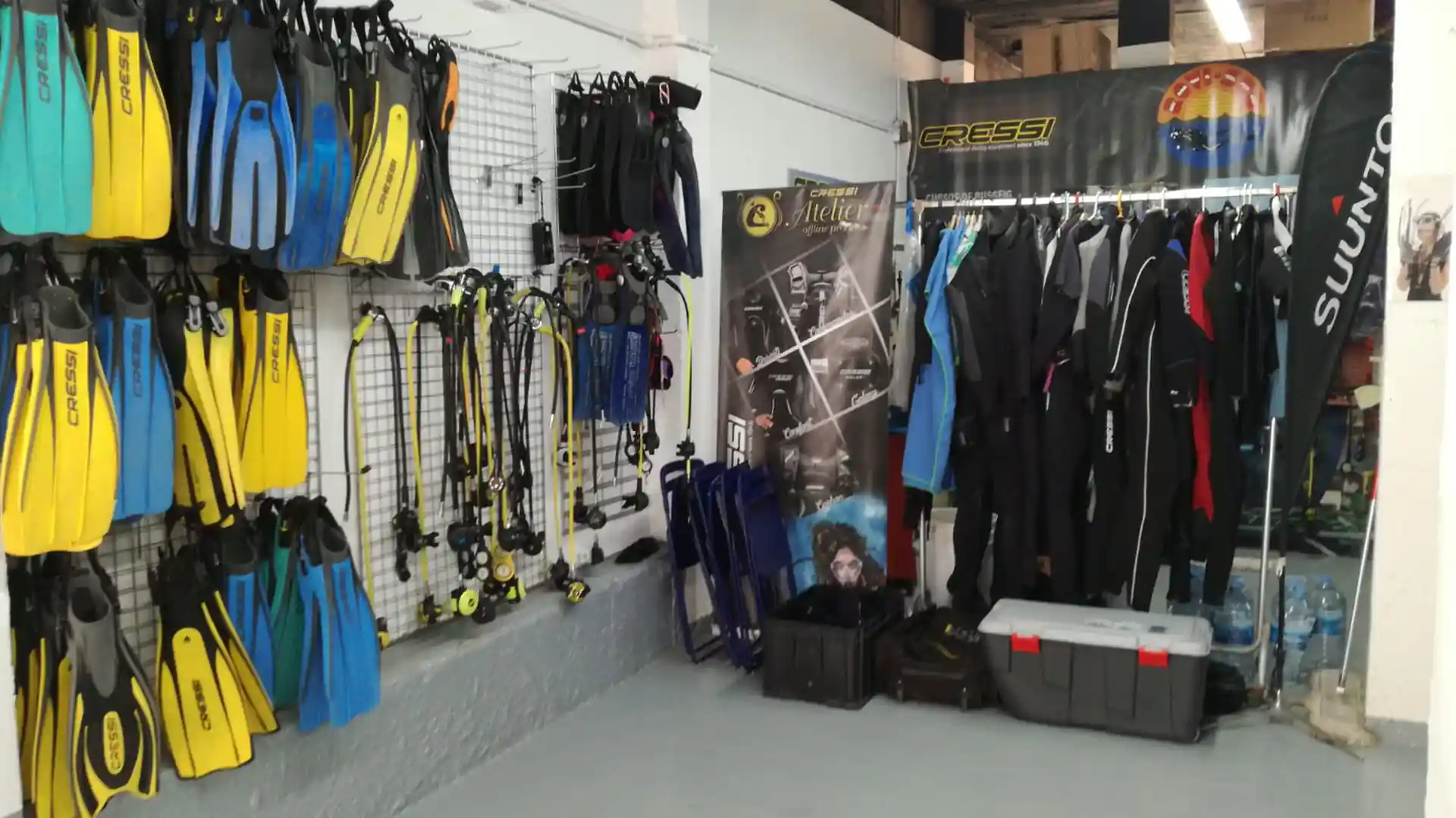 Dive shop photo