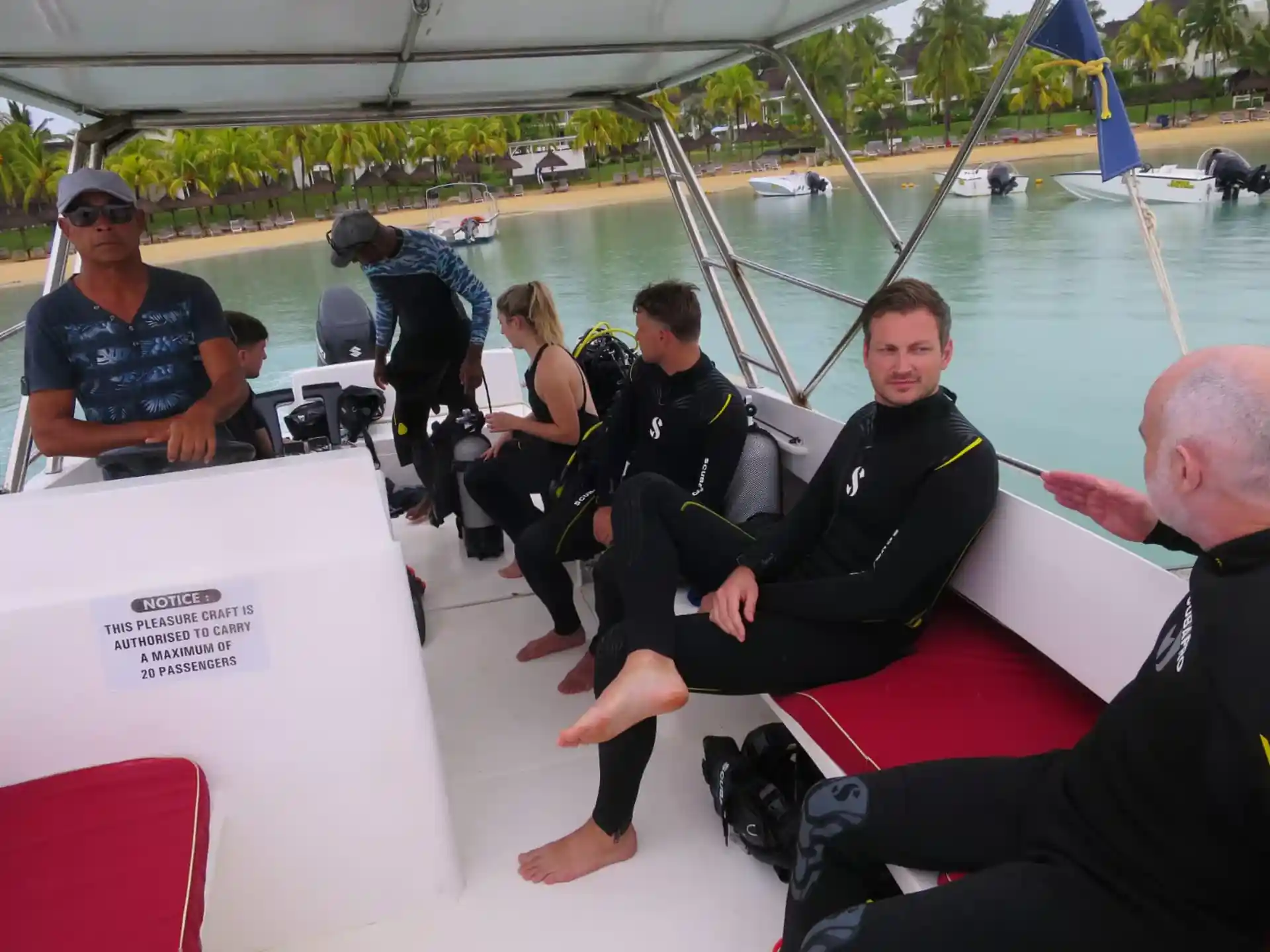 Dive shop photo