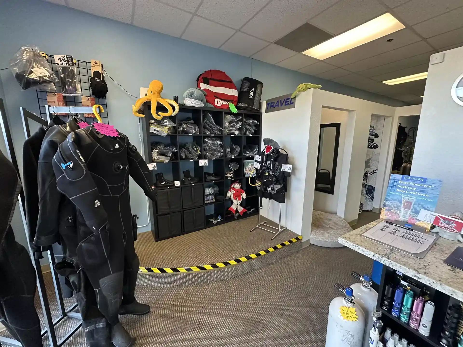 Dive shop photo