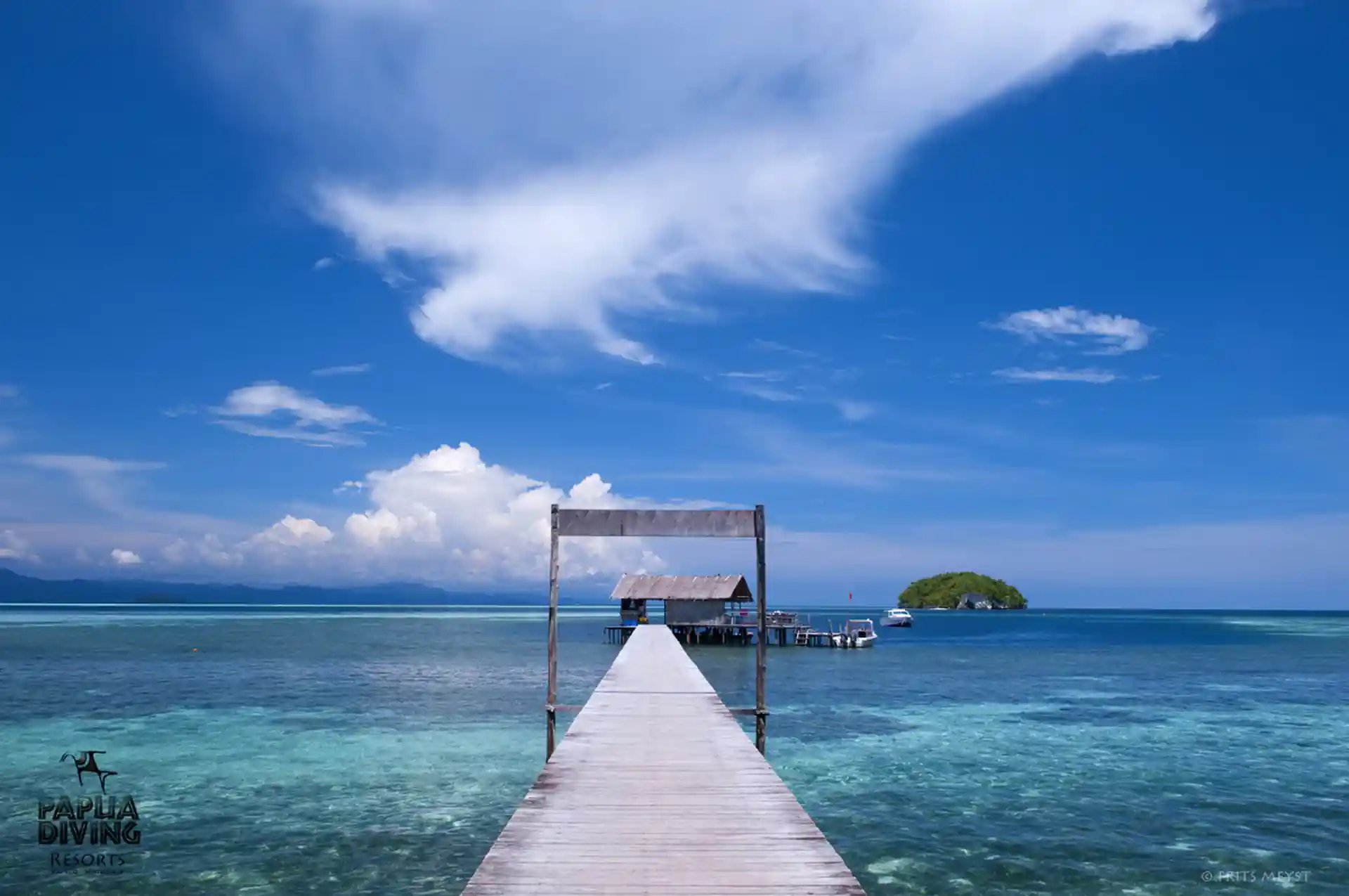Dive shop photo