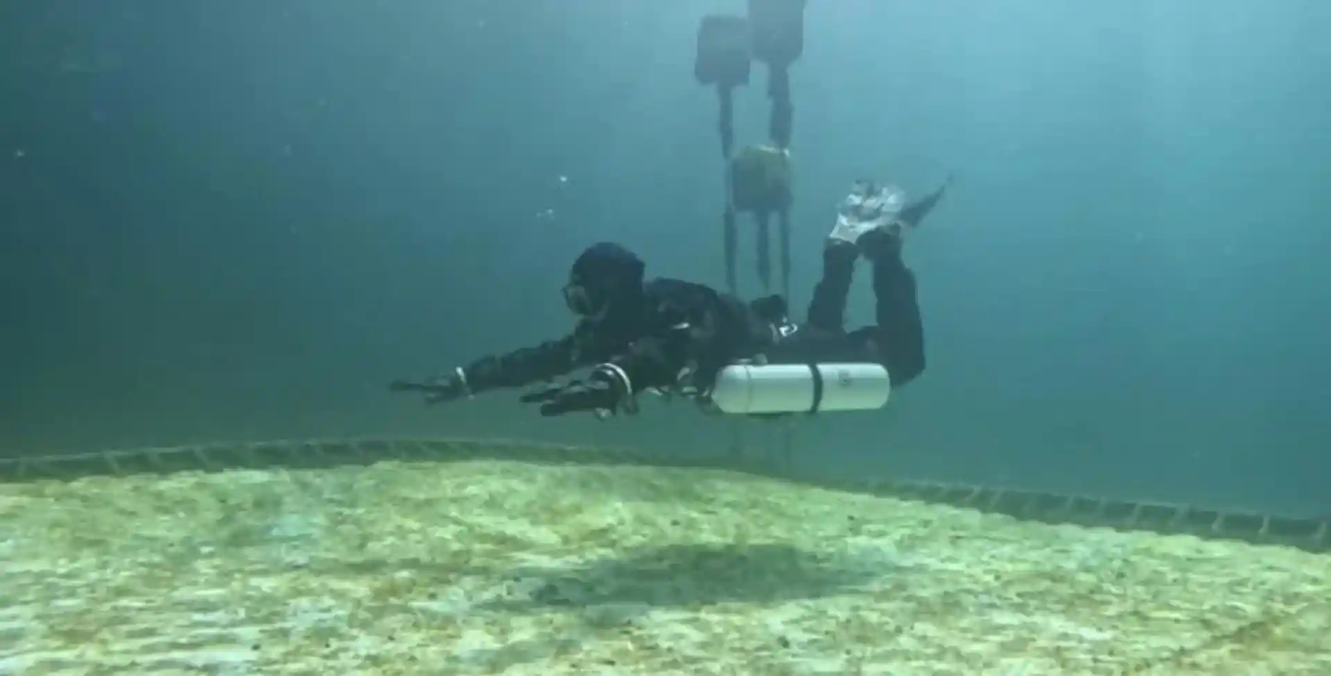 Dive shop photo