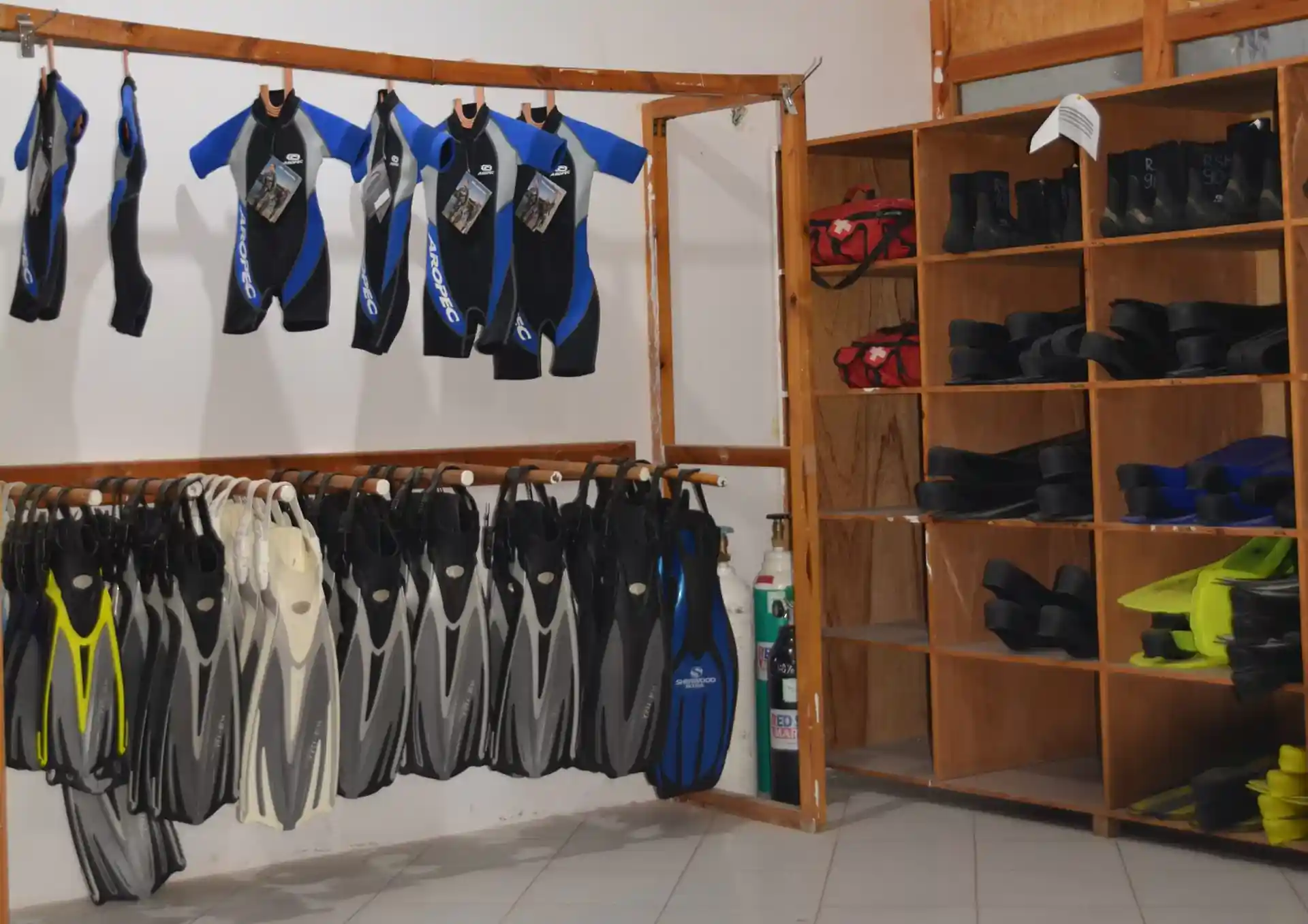 Dive shop photo