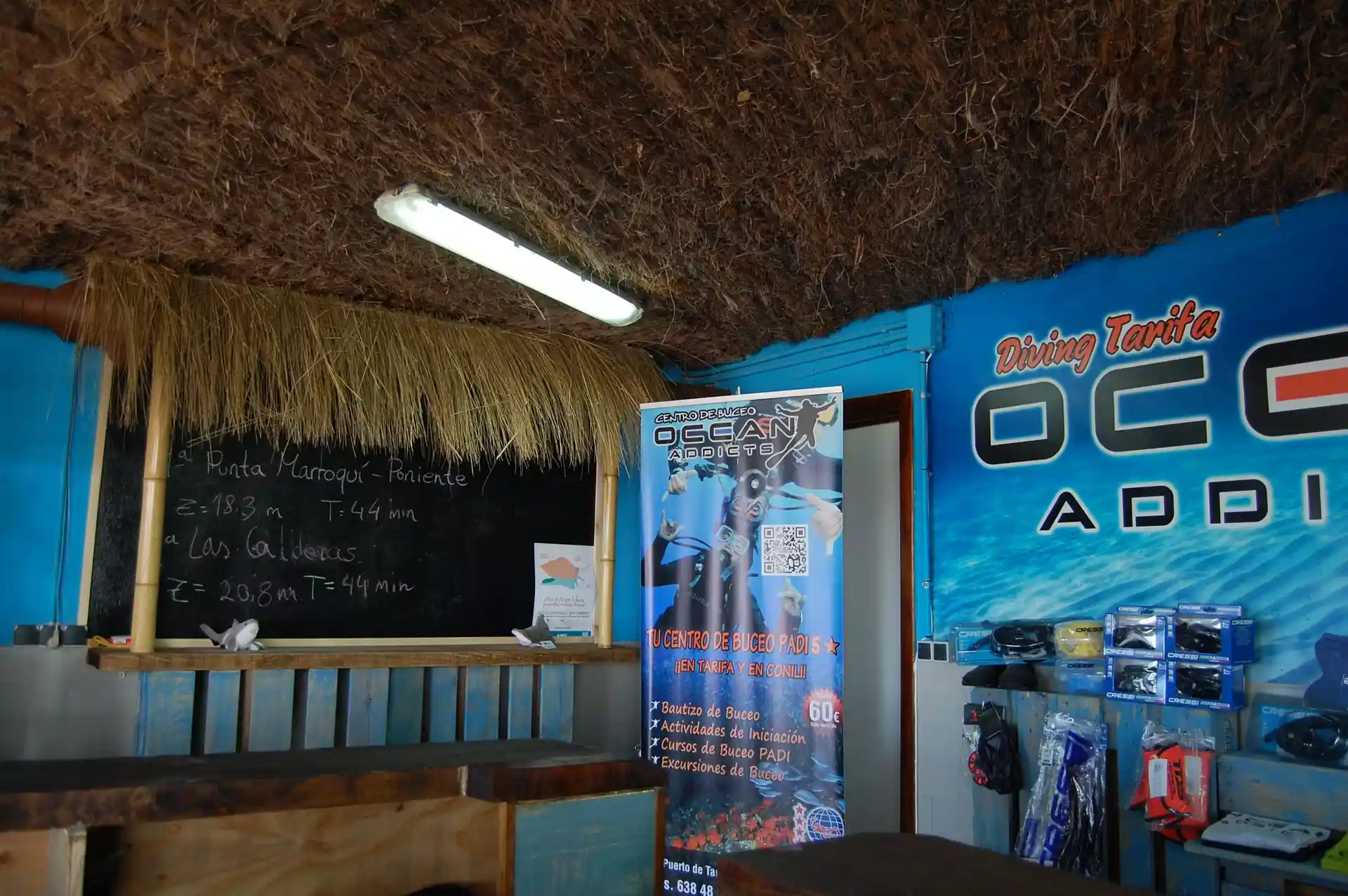 Foto de la tienda de buceo