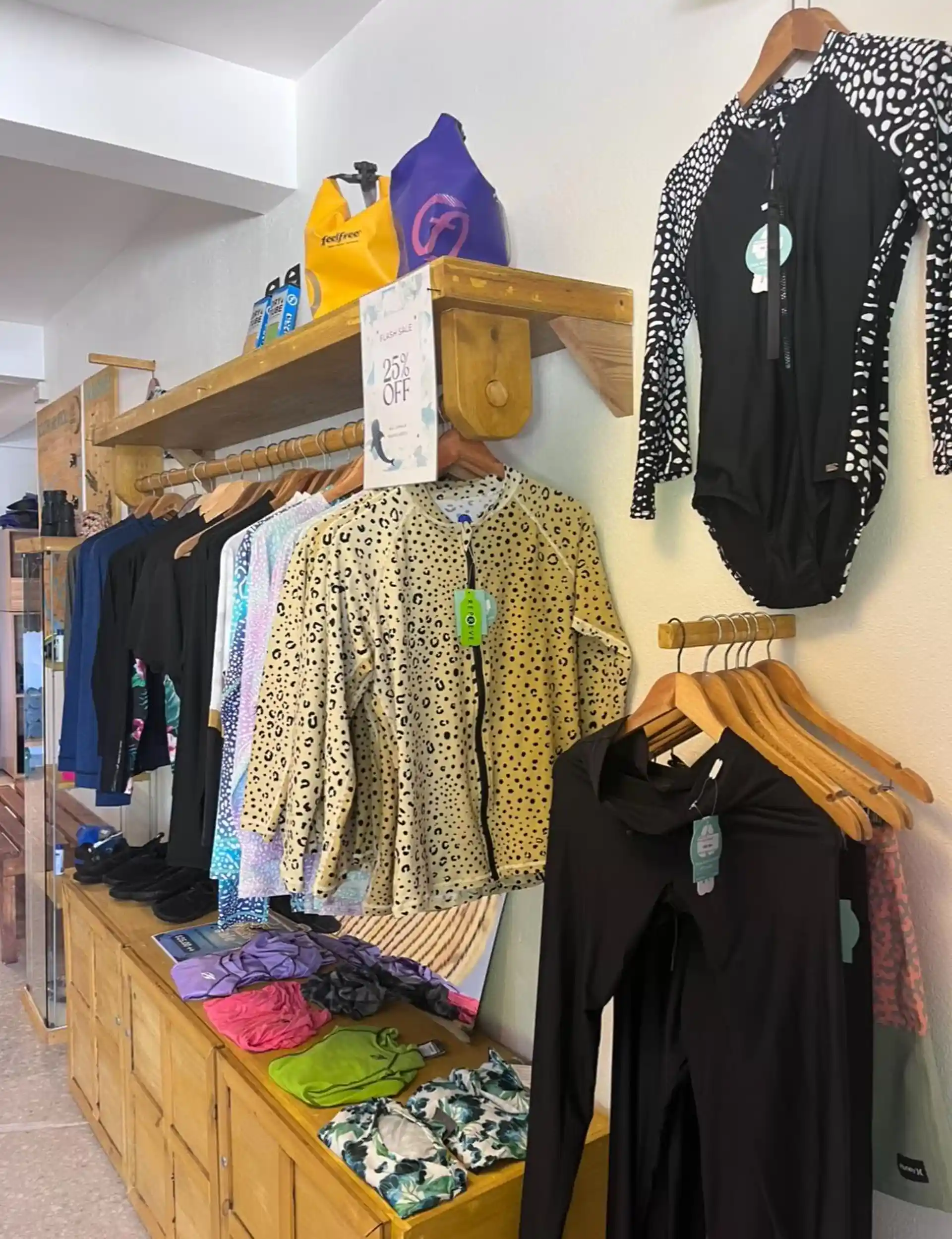 Dive shop photo