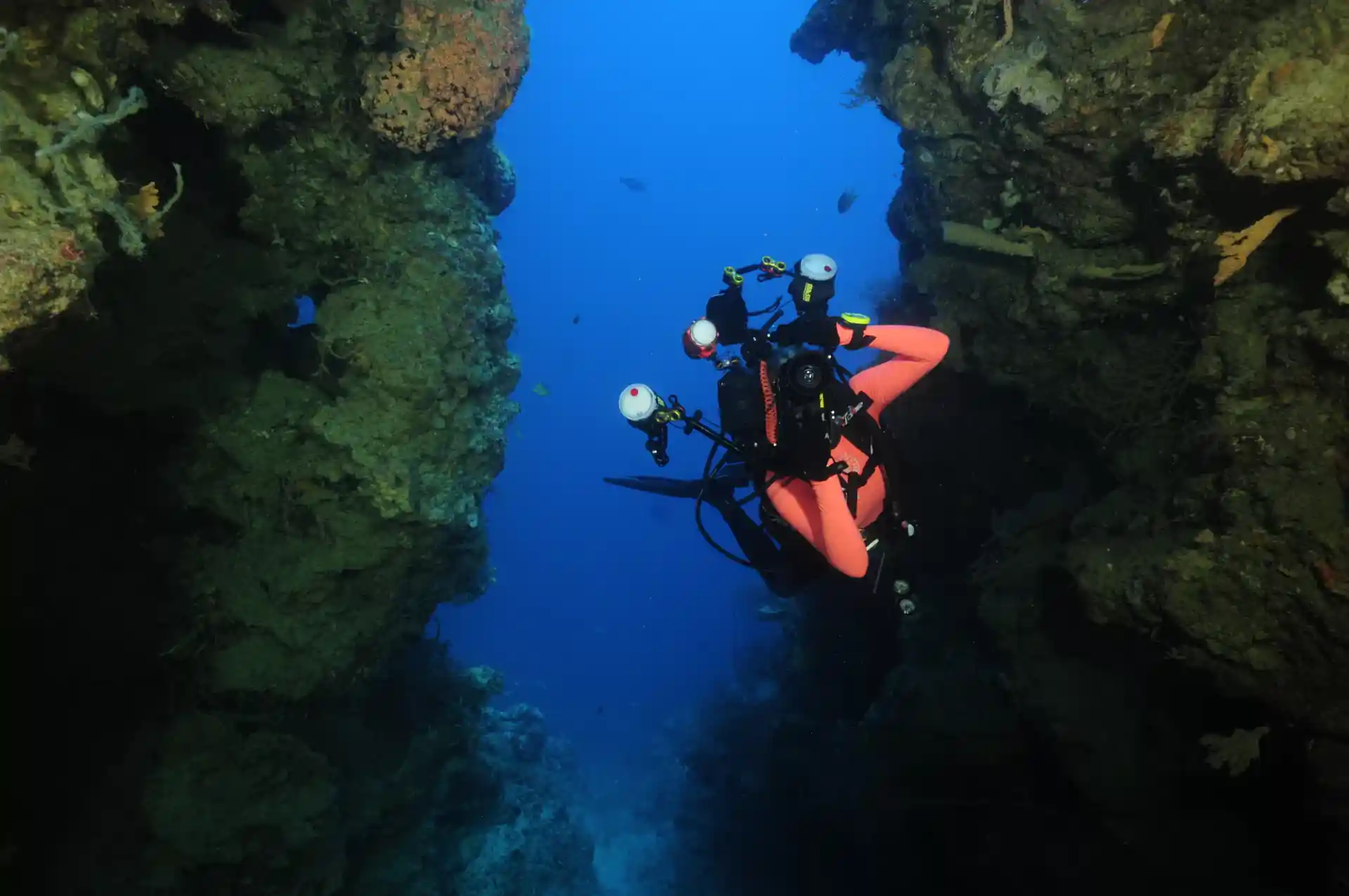 Underwater caves