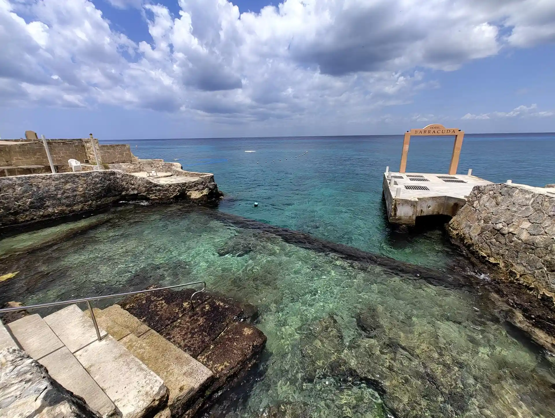 You can do a fun shore dive from here or be picked up form the pier.