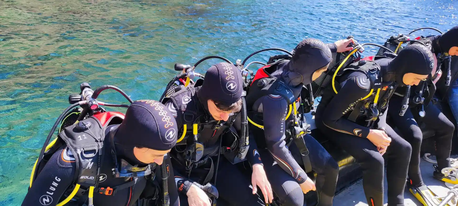 Foto de la tienda de buceo
