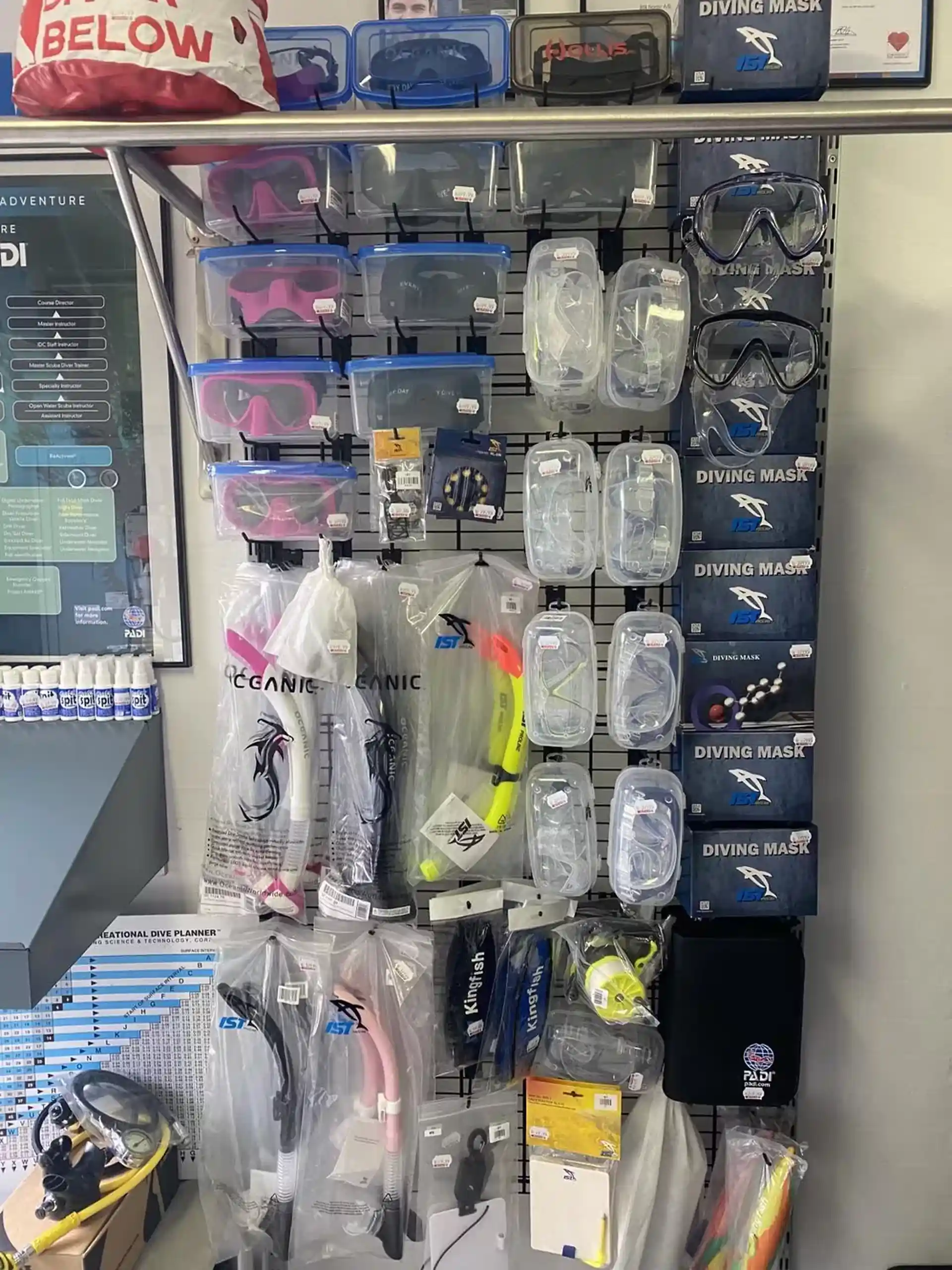 Dive shop photo