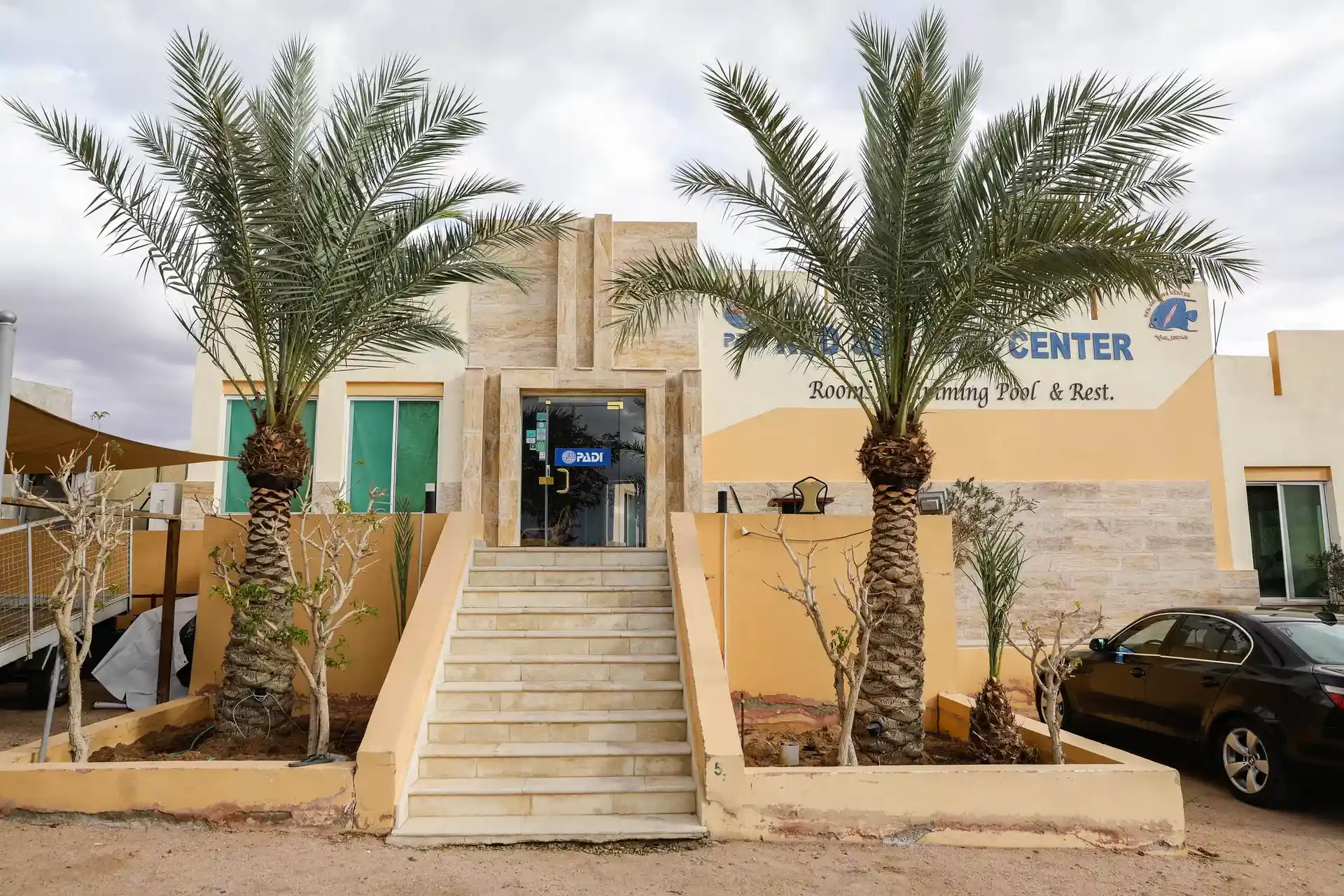 Dive shop photo