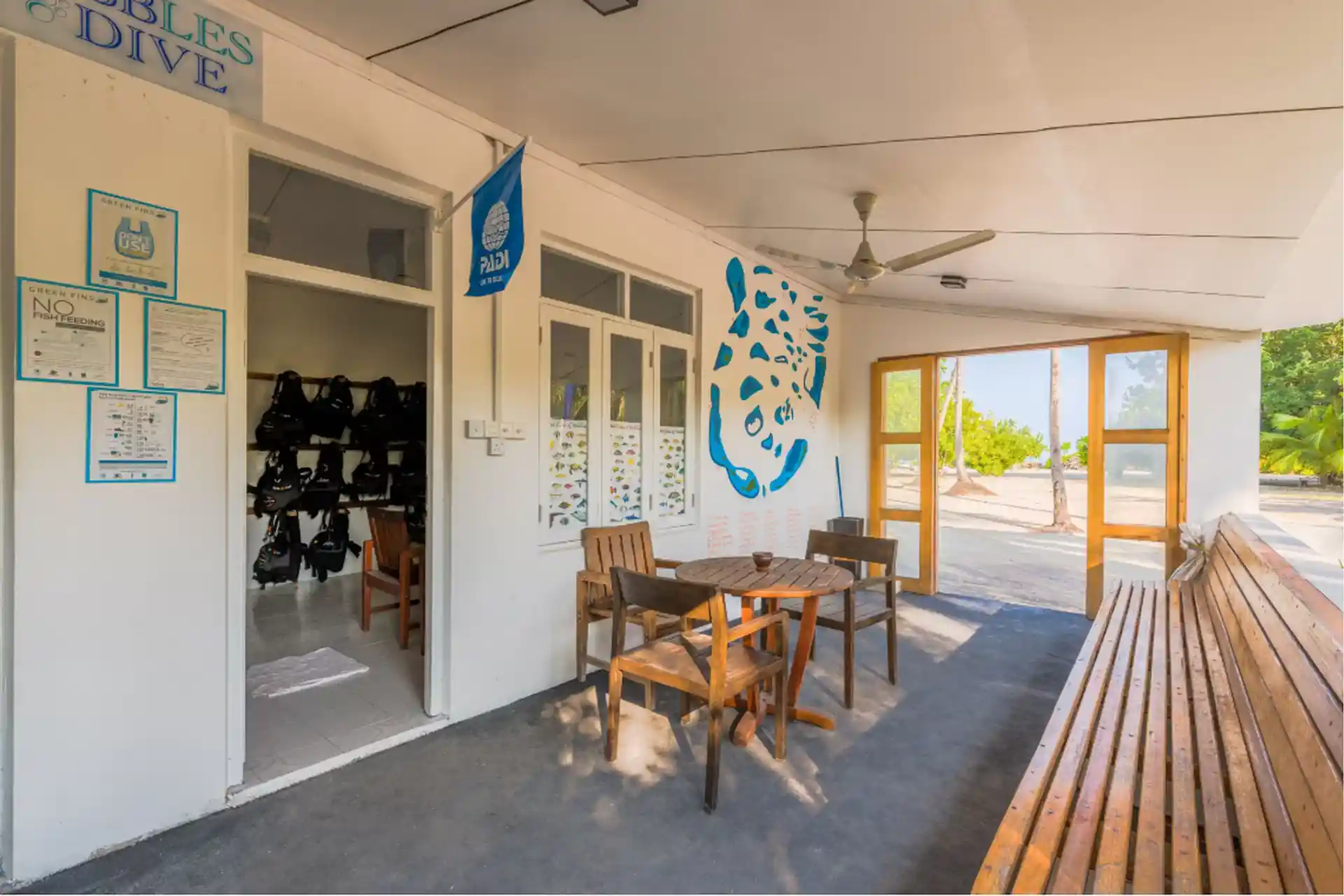 Dive shop photo