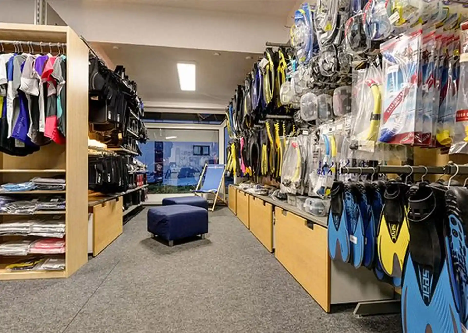 Dive shop photo