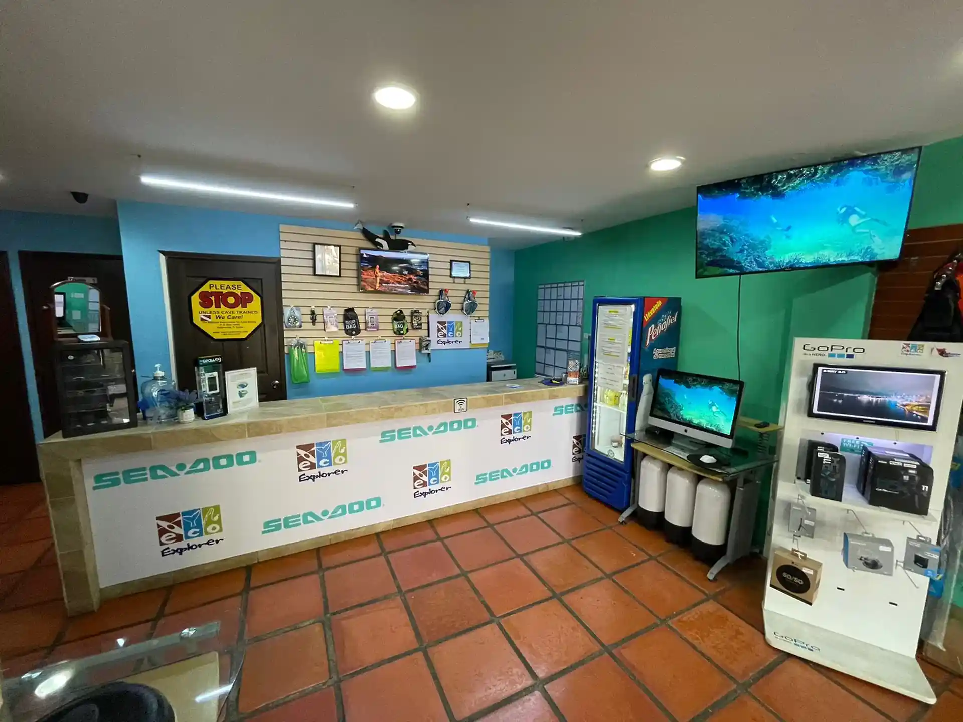 Dive shop photo