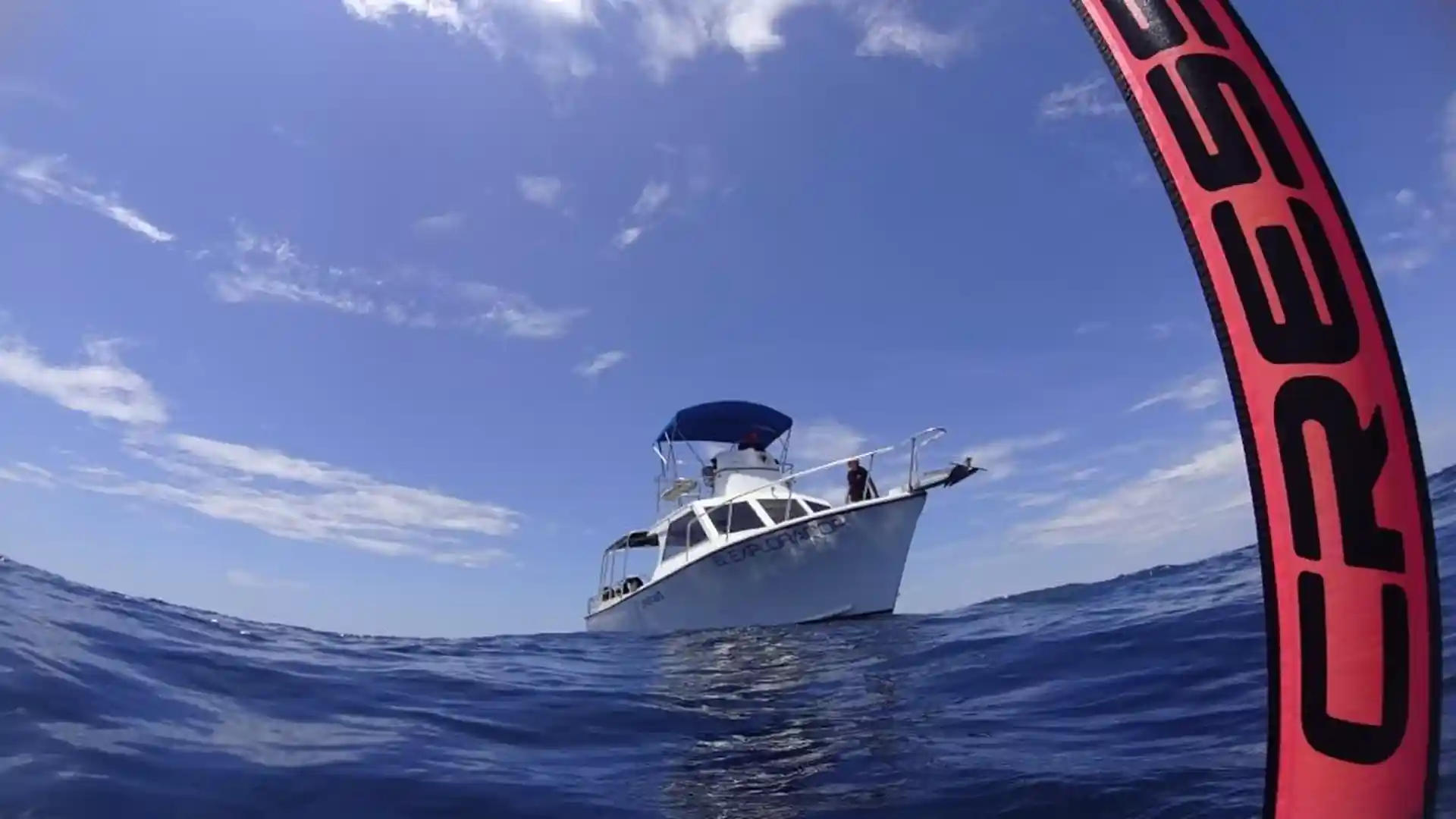 Your San Andrés underwater adventure begins at Blue Life diving center! boat diving,