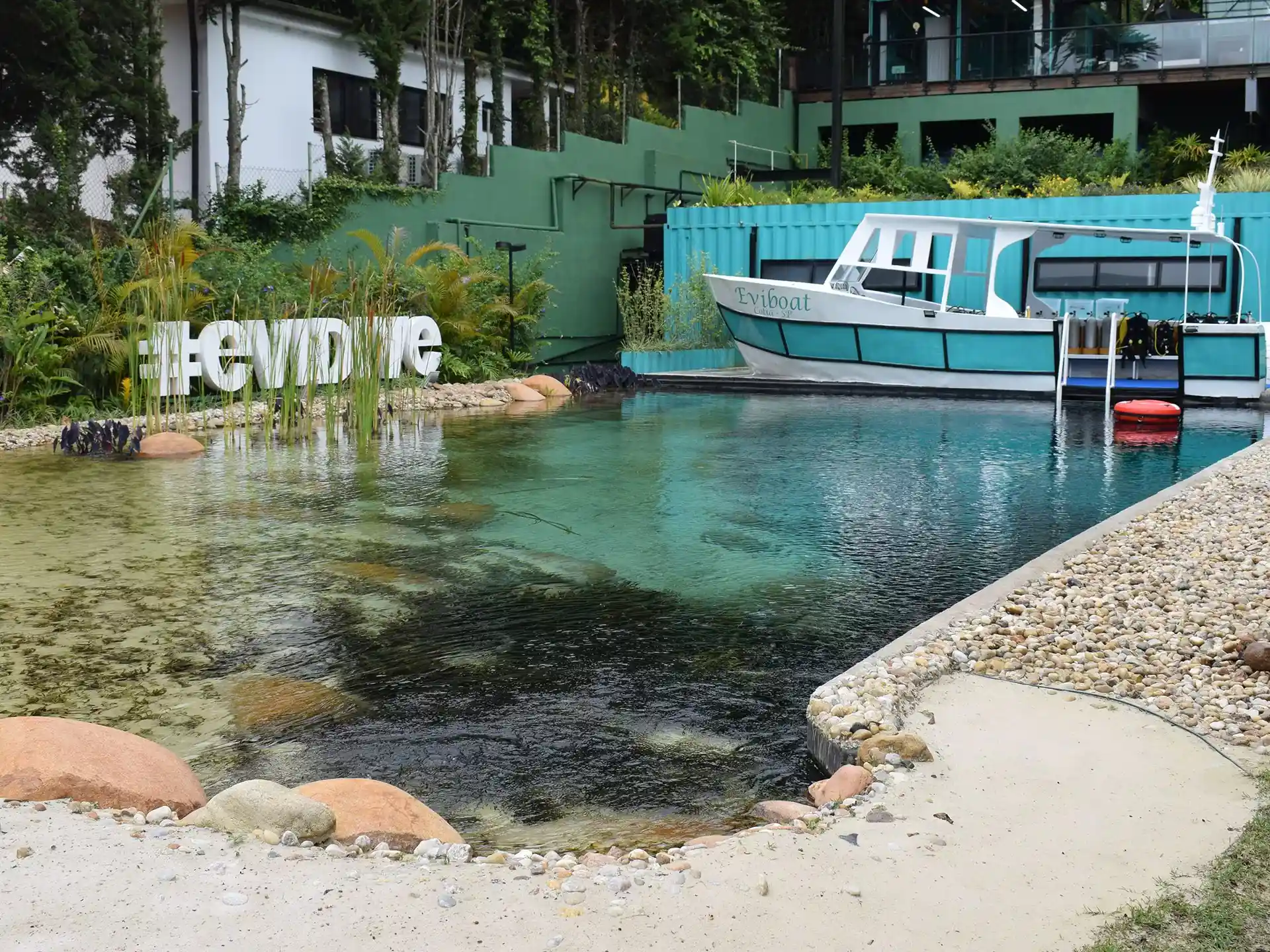Dive shop photo