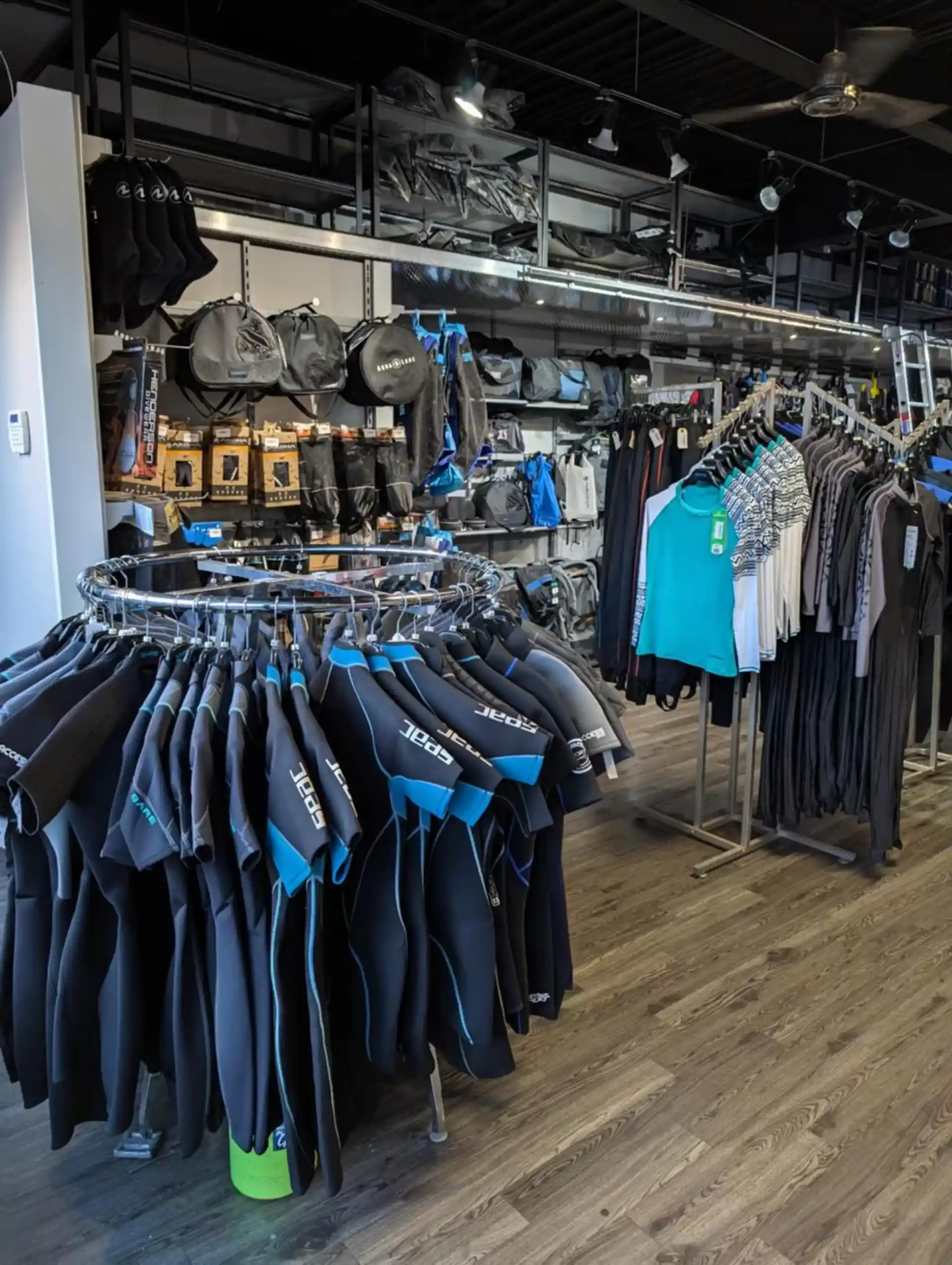 Dive shop photo