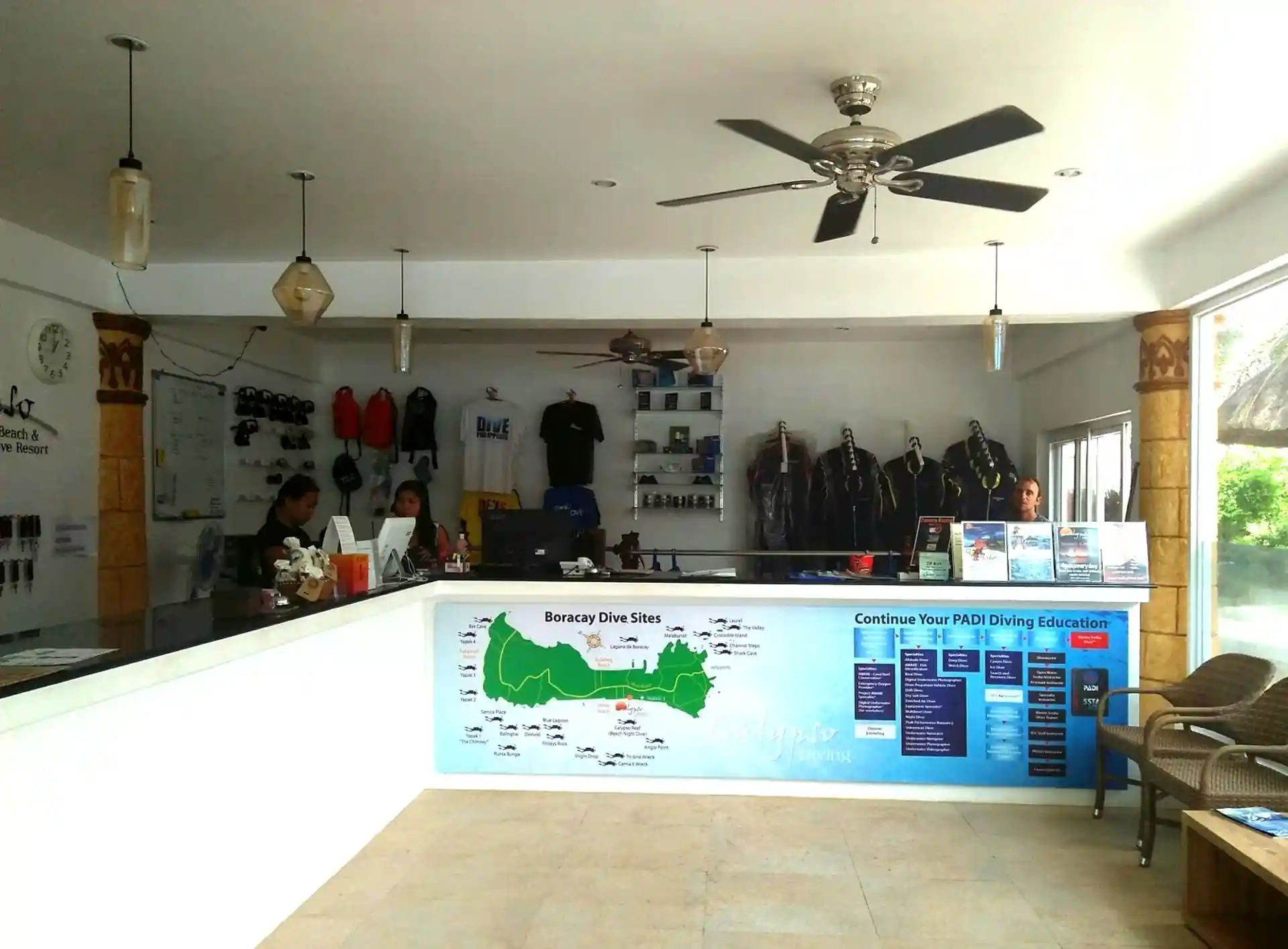 Dive shop photo