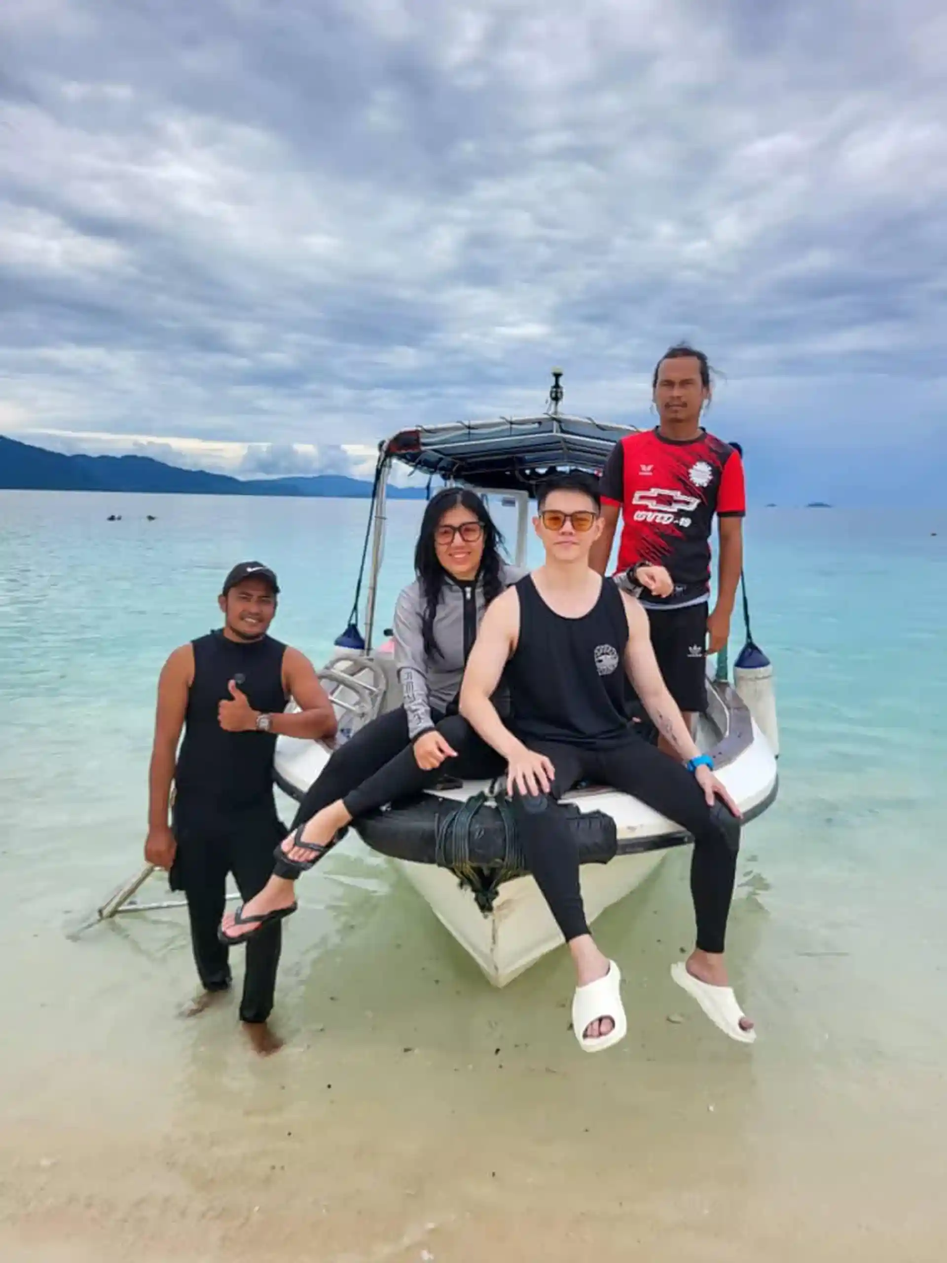 Dive shop photo