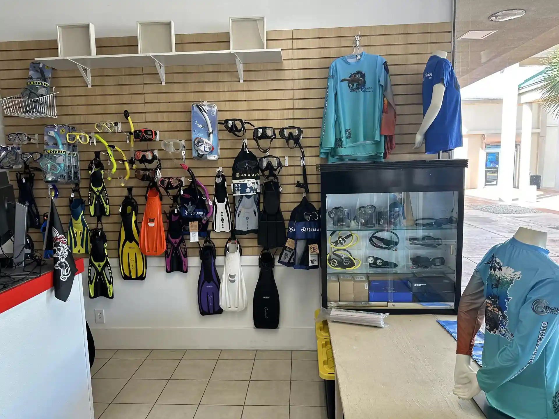 Dive shop photo