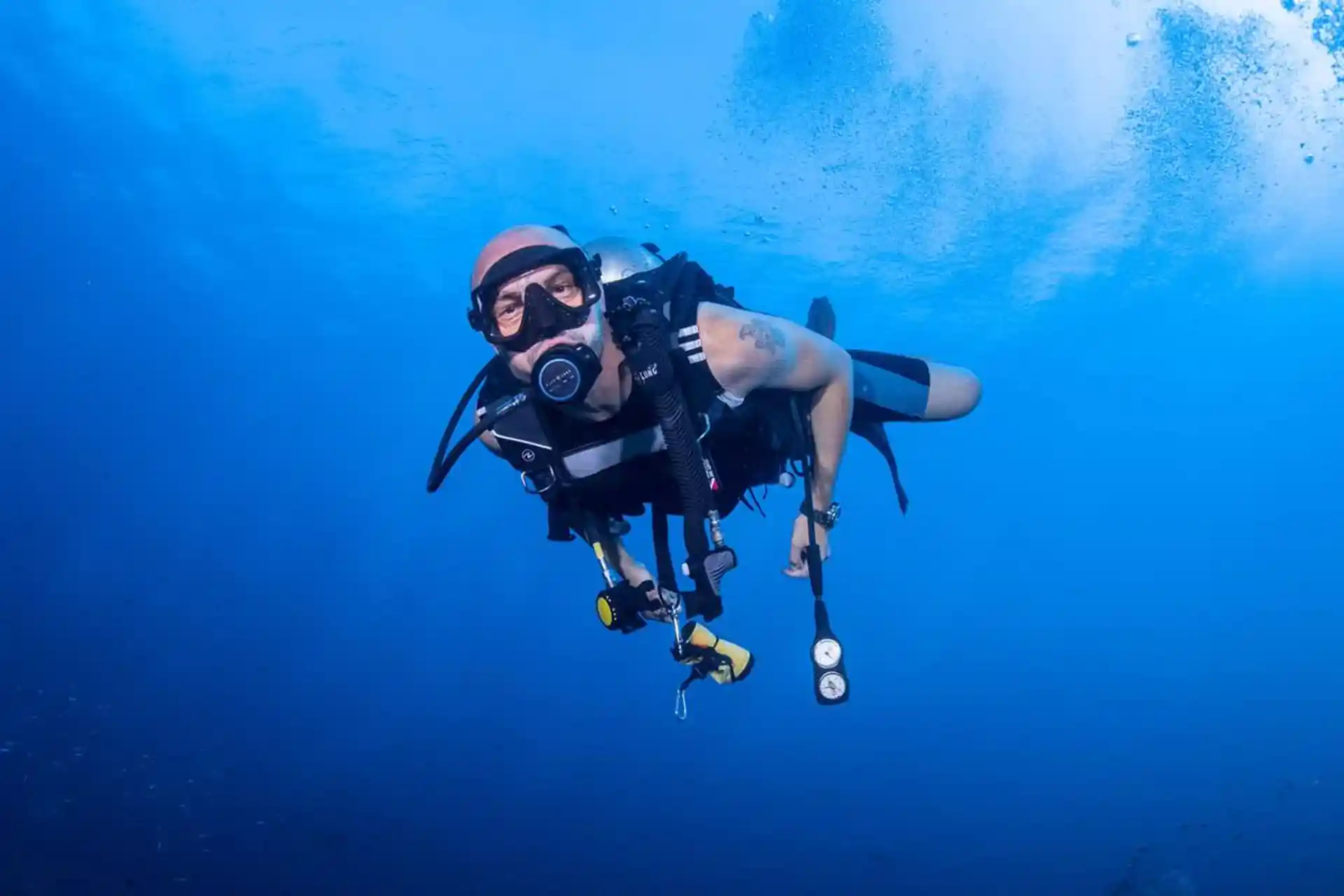 Dive shop photo
