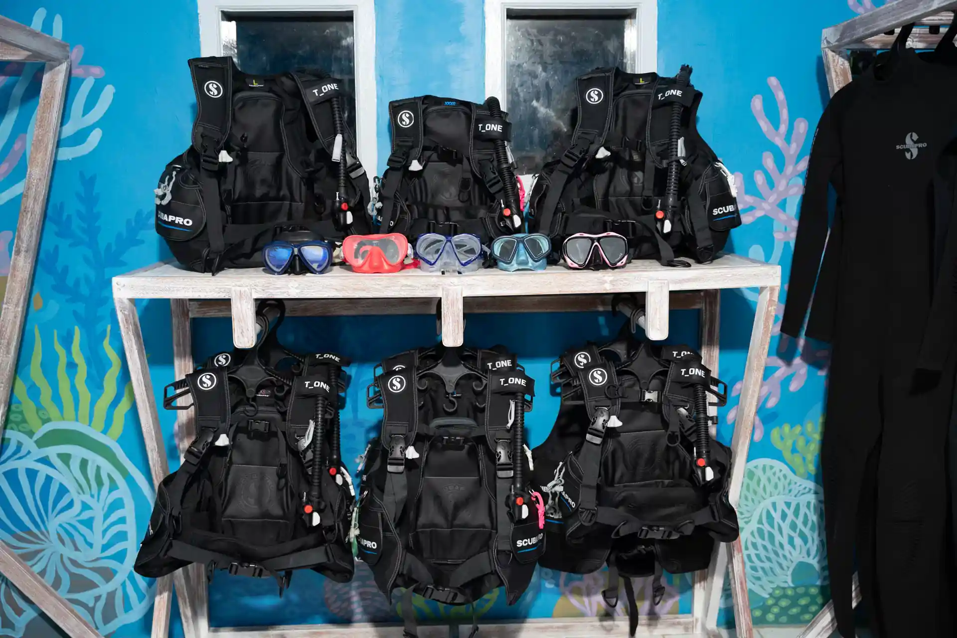 BCD Scubapro T-One