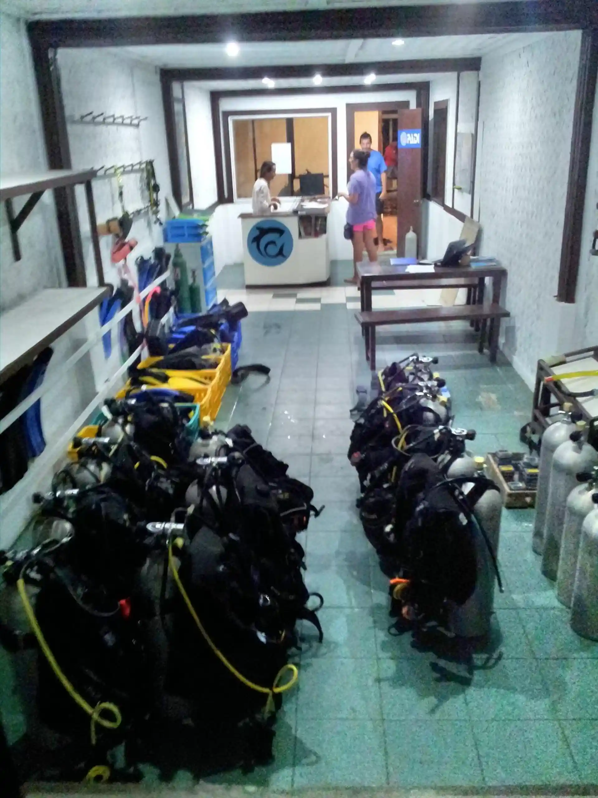 Dive shop photo
