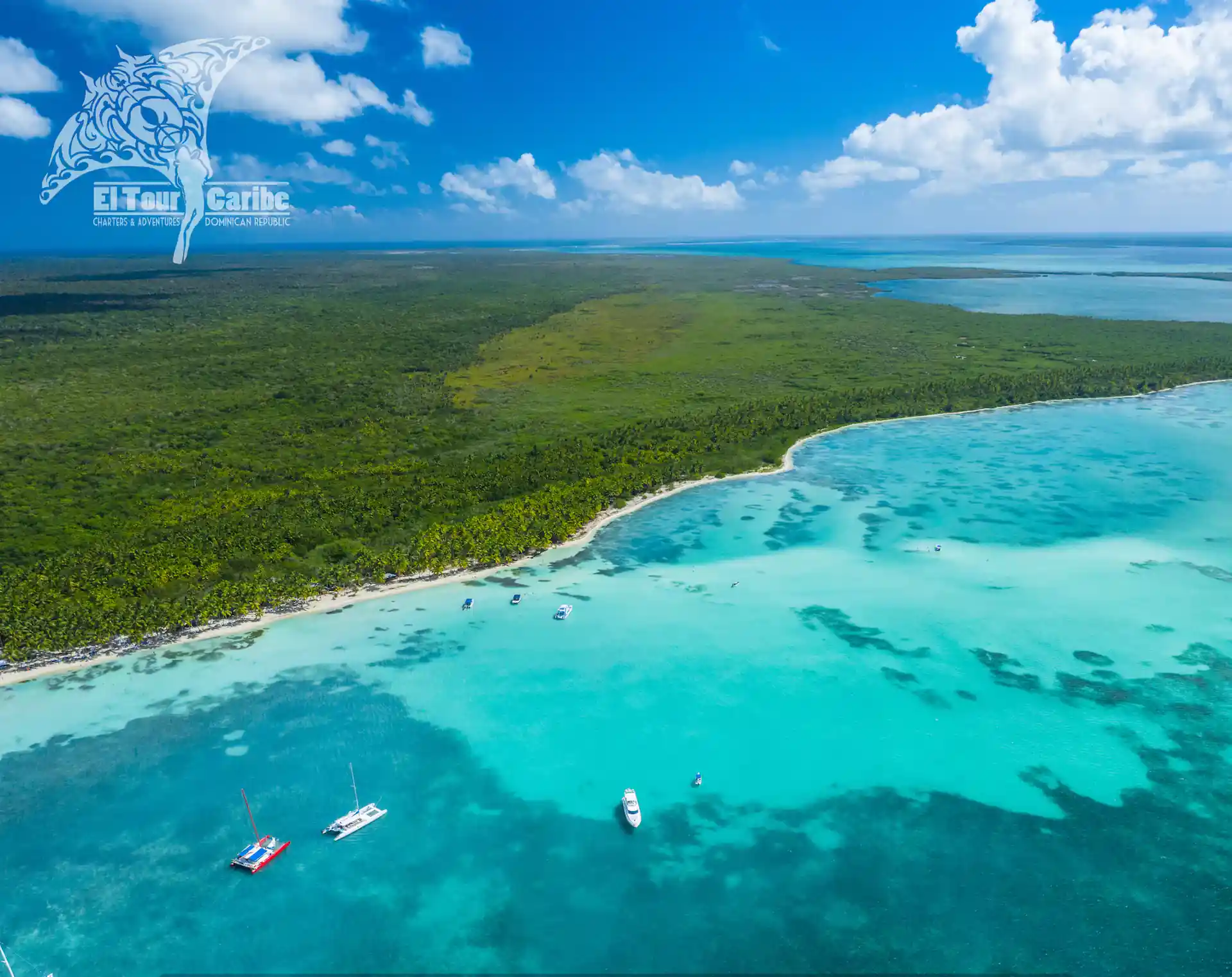 The spectacular Setting of Starfish Cay, our last stop of the day on the Saona Private Charter.