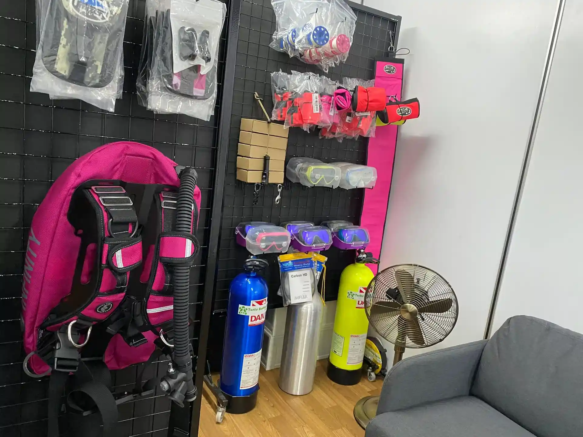 Dive shop photo