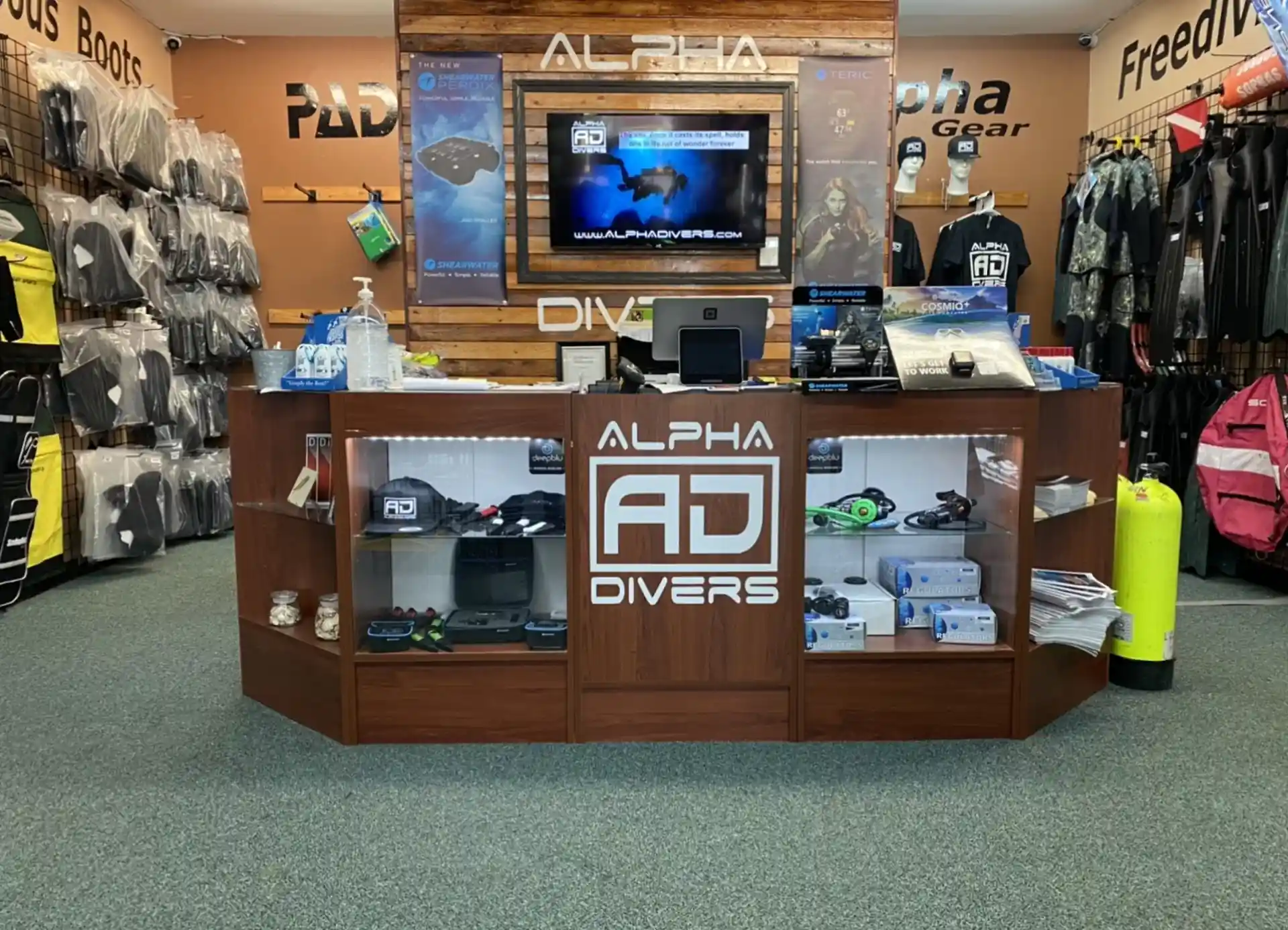 Dive shop photo