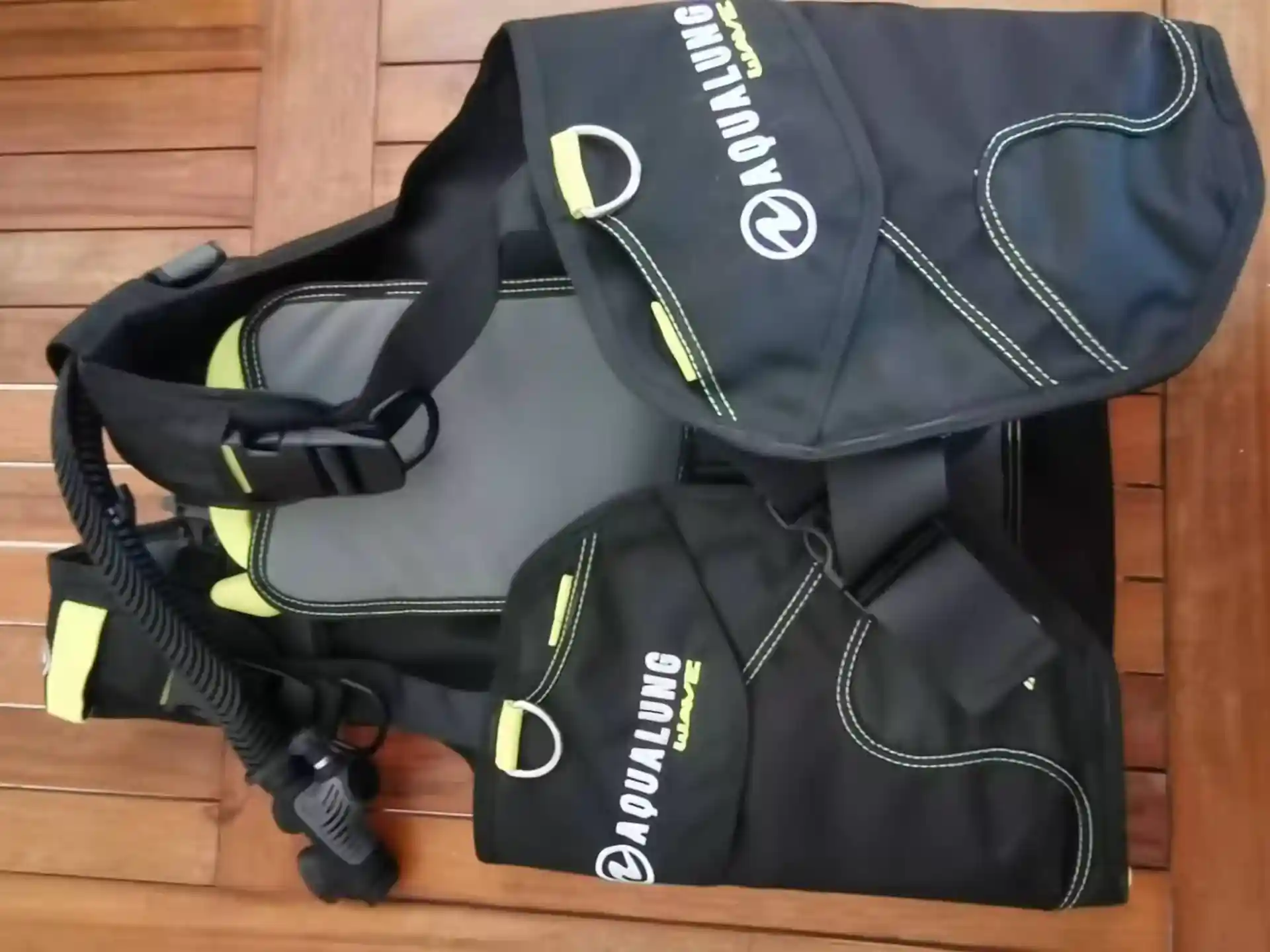 Dive shop photo