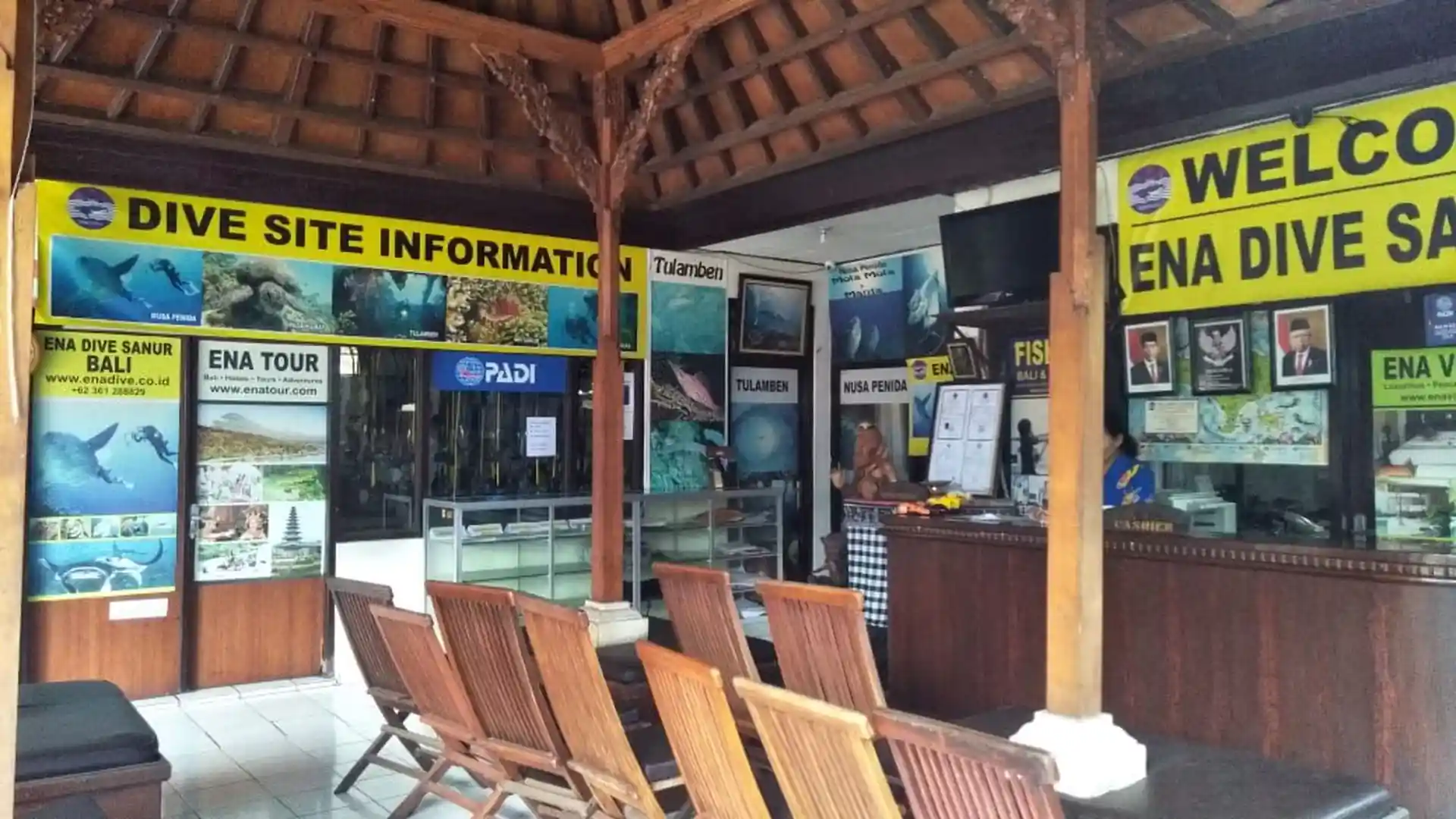 Dive shop photo