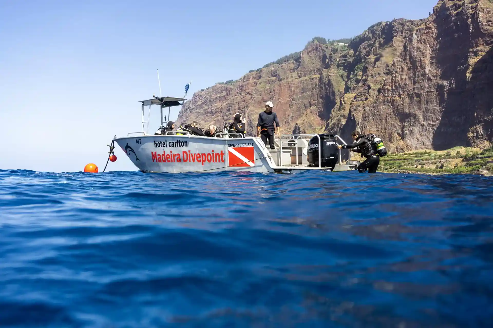 DIVE Boat