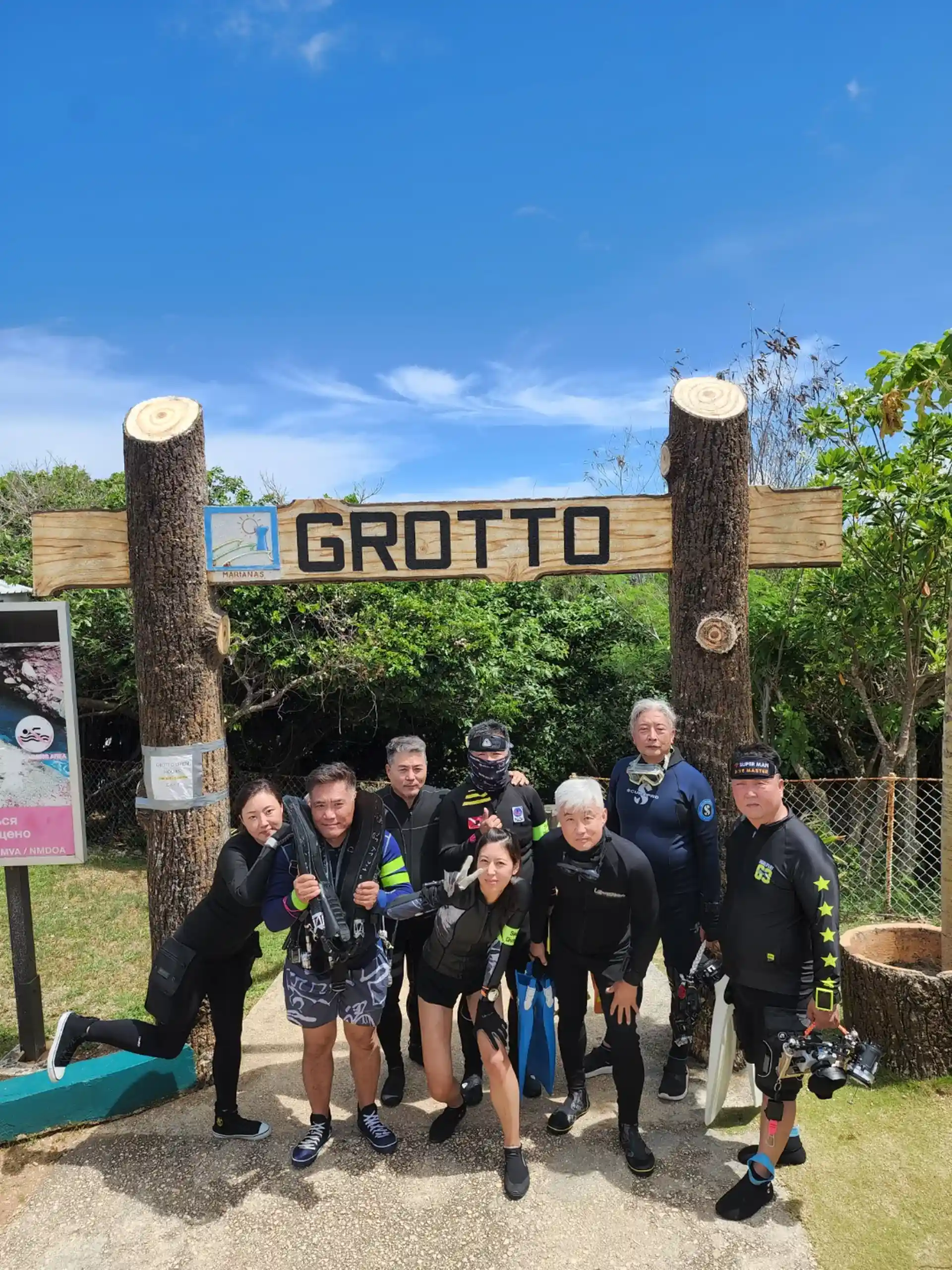 Dive shop photo