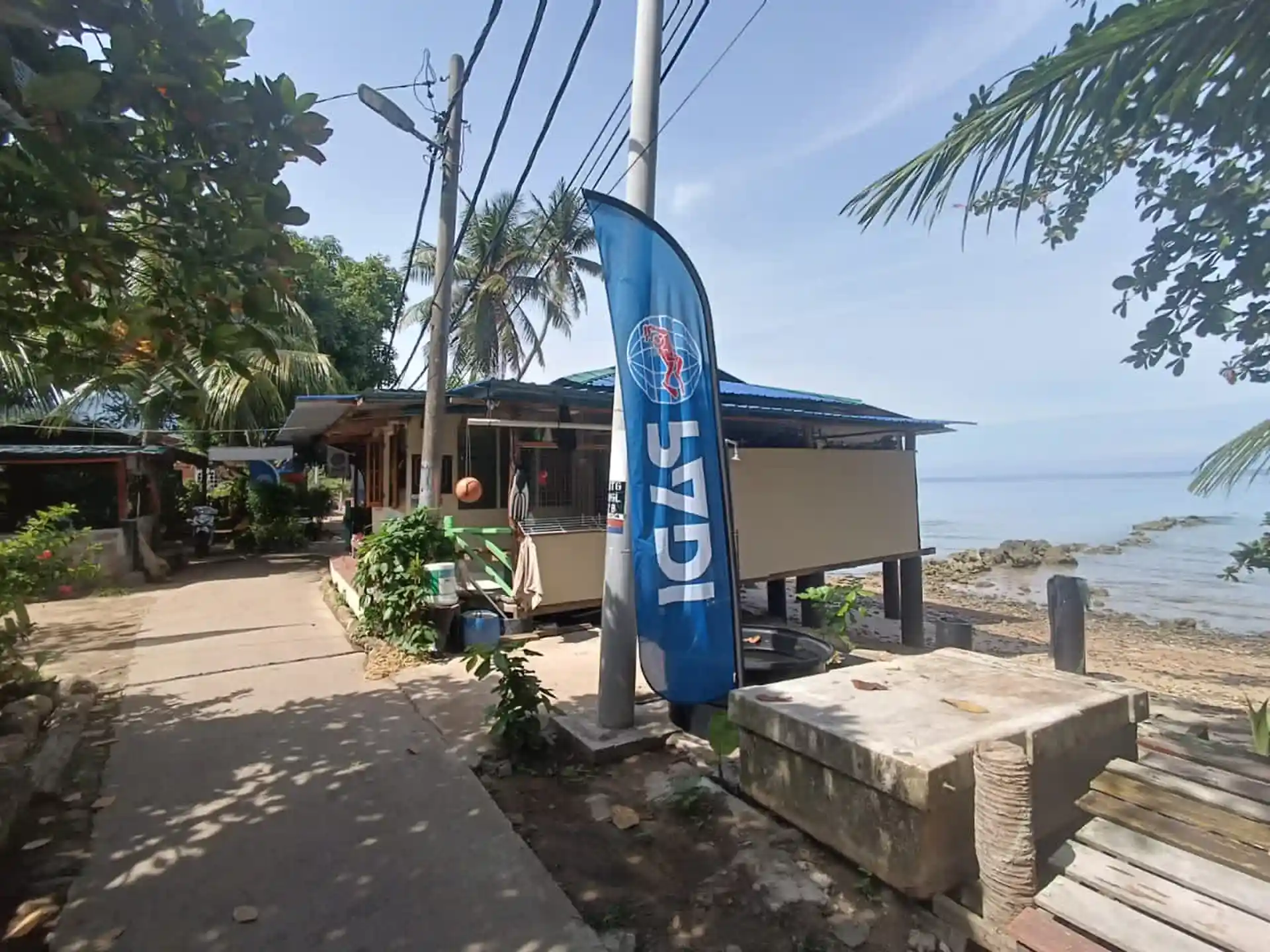 Dive shop photo