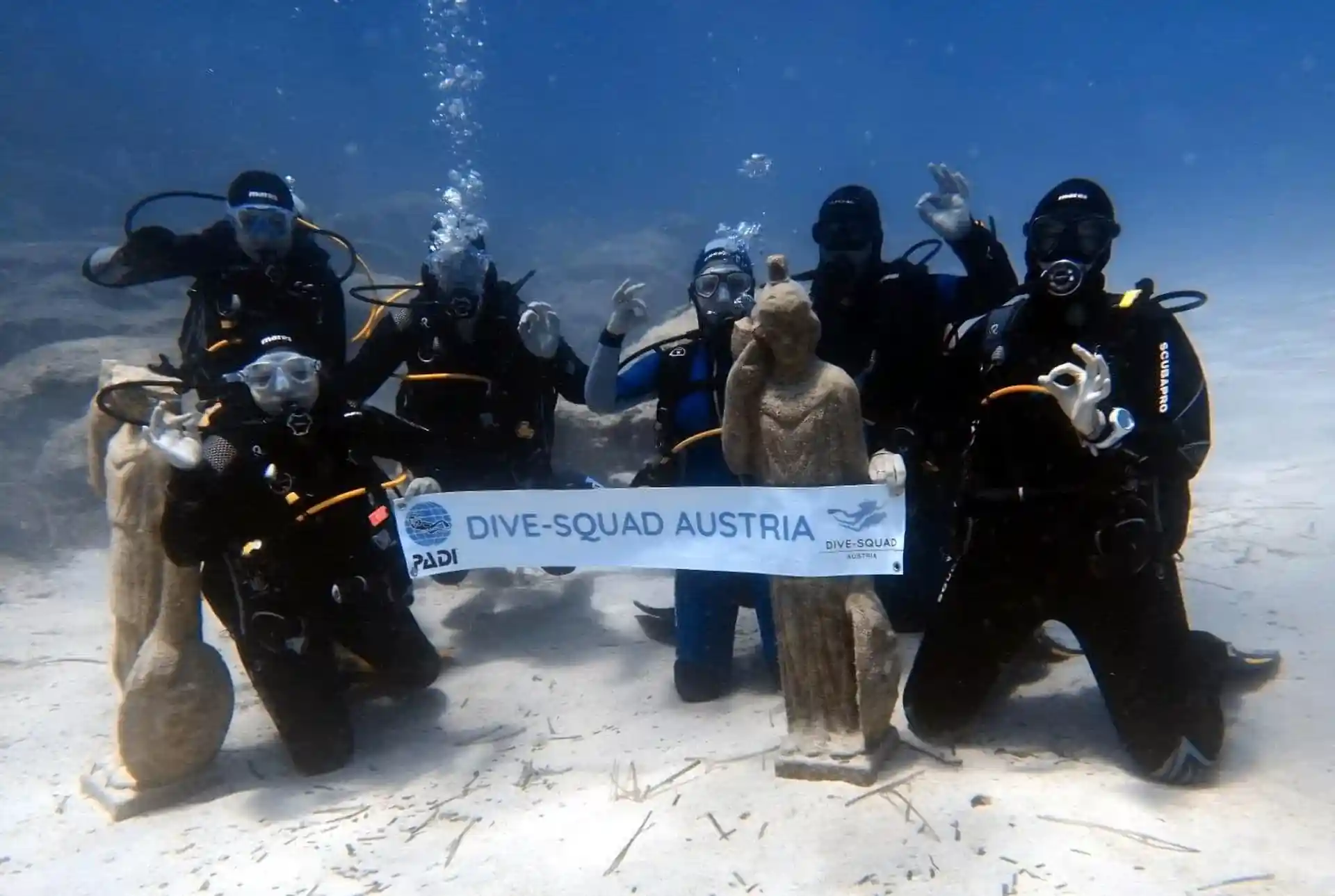 Dive shop photo