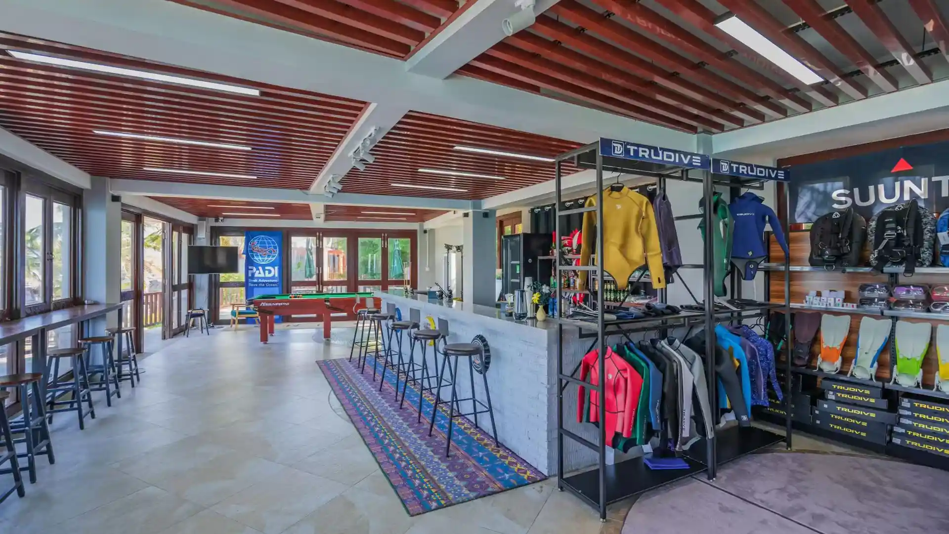 Dive shop photo