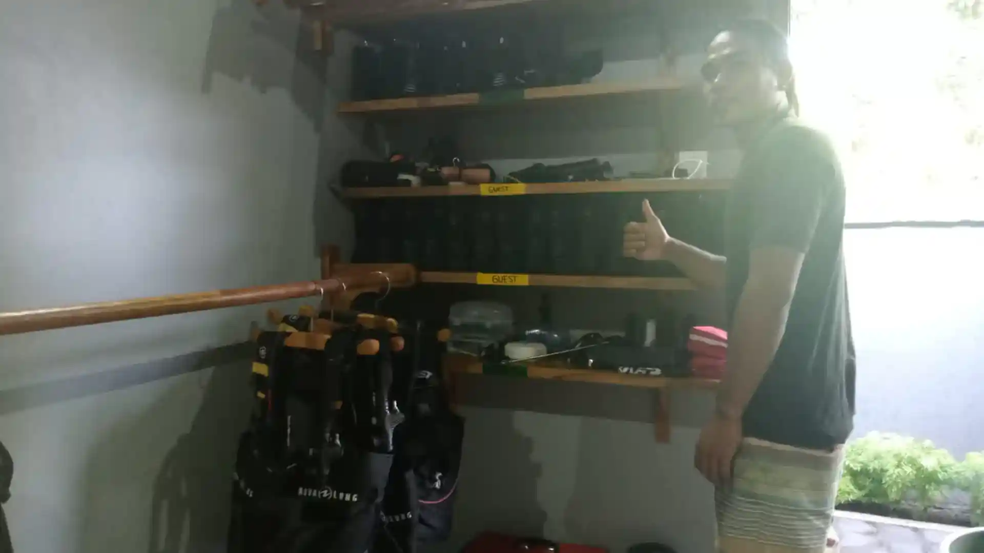 Dive shop photo