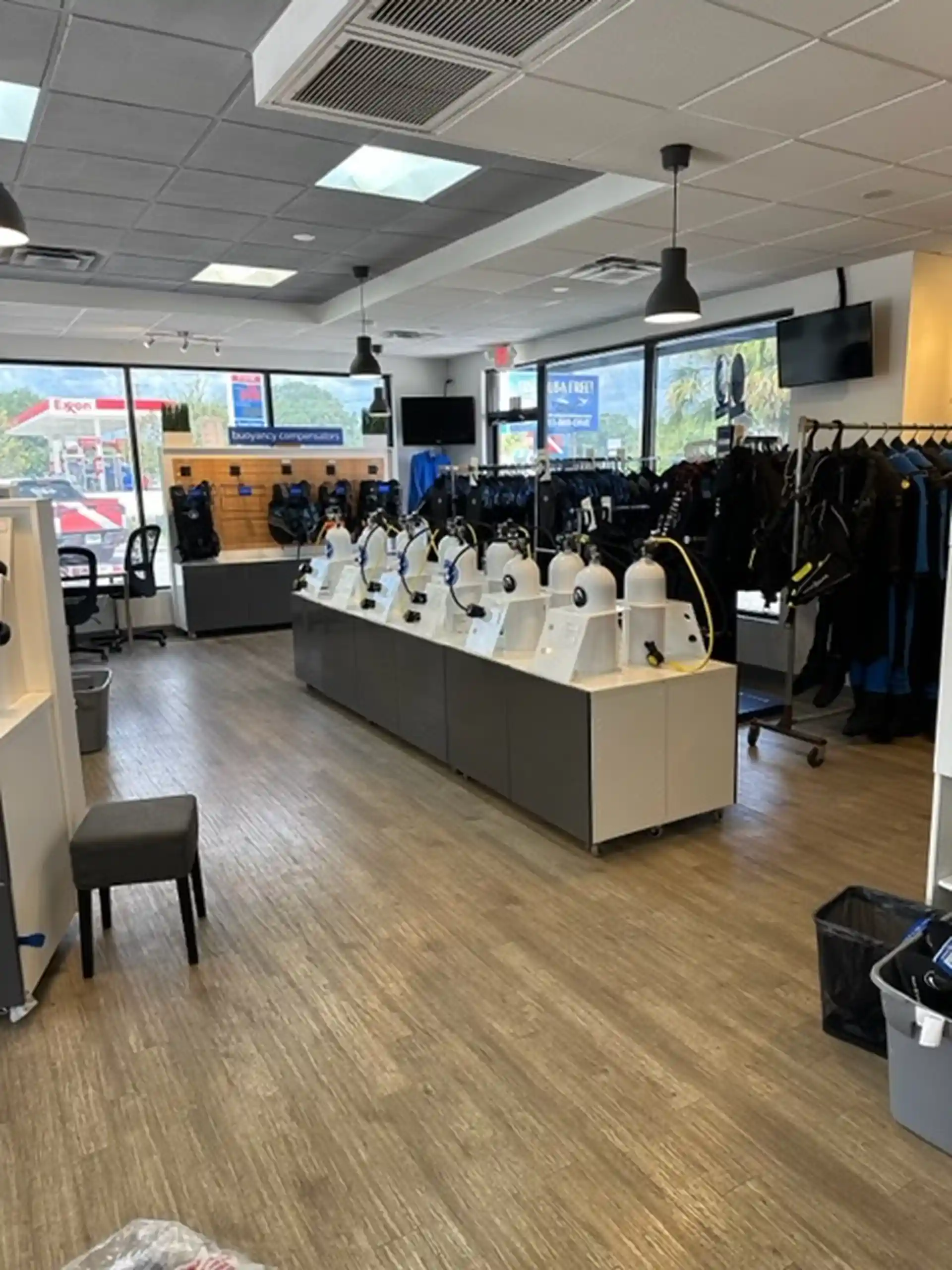Foto de la tienda de buceo