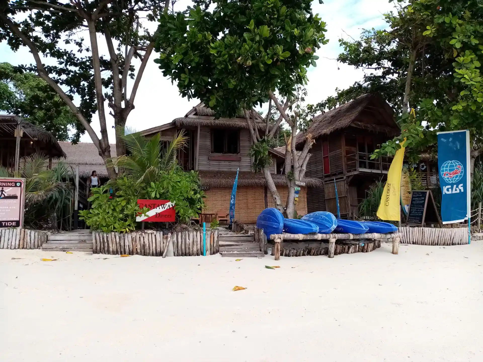 Dive shop photo