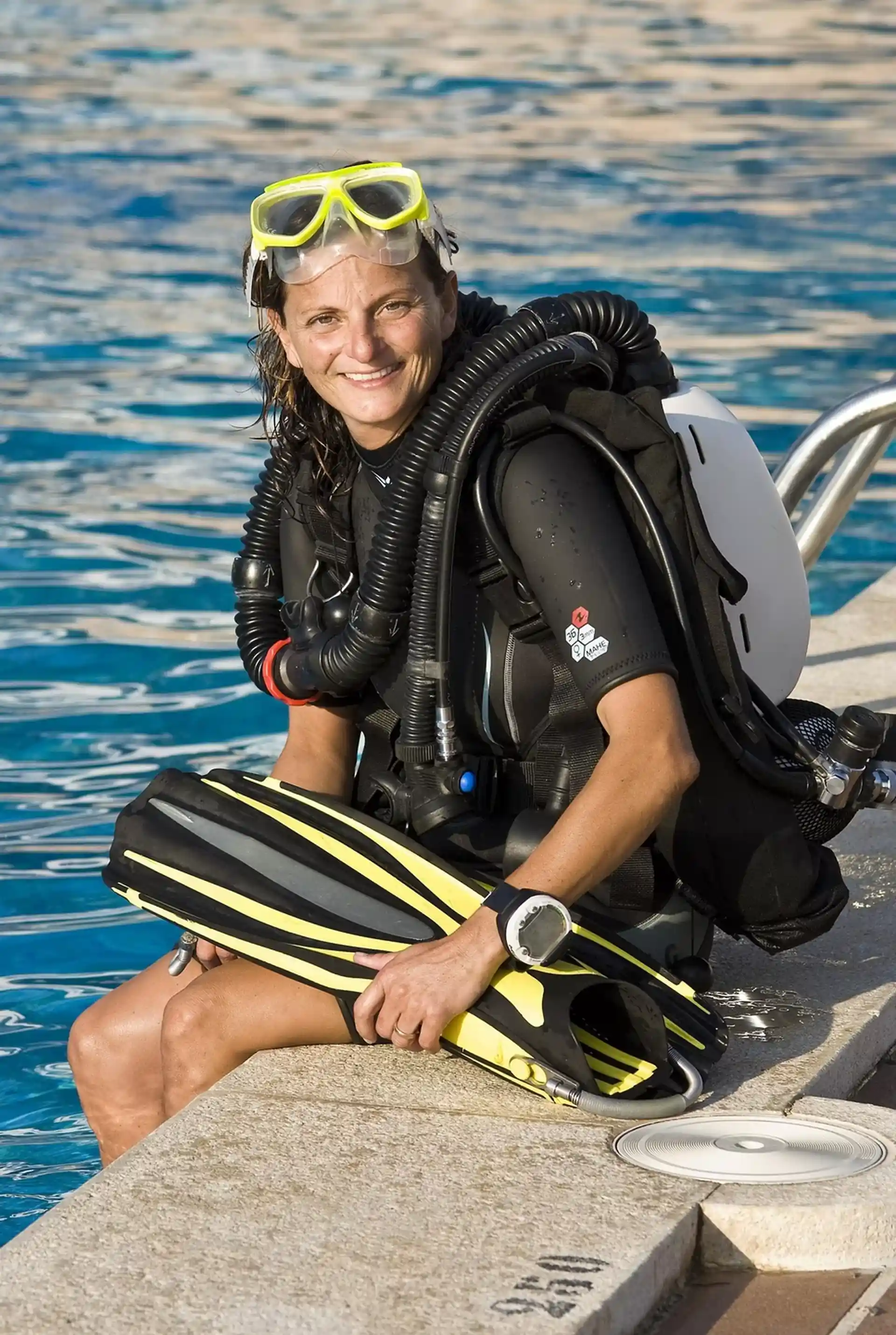 Dolphin rebreather courses