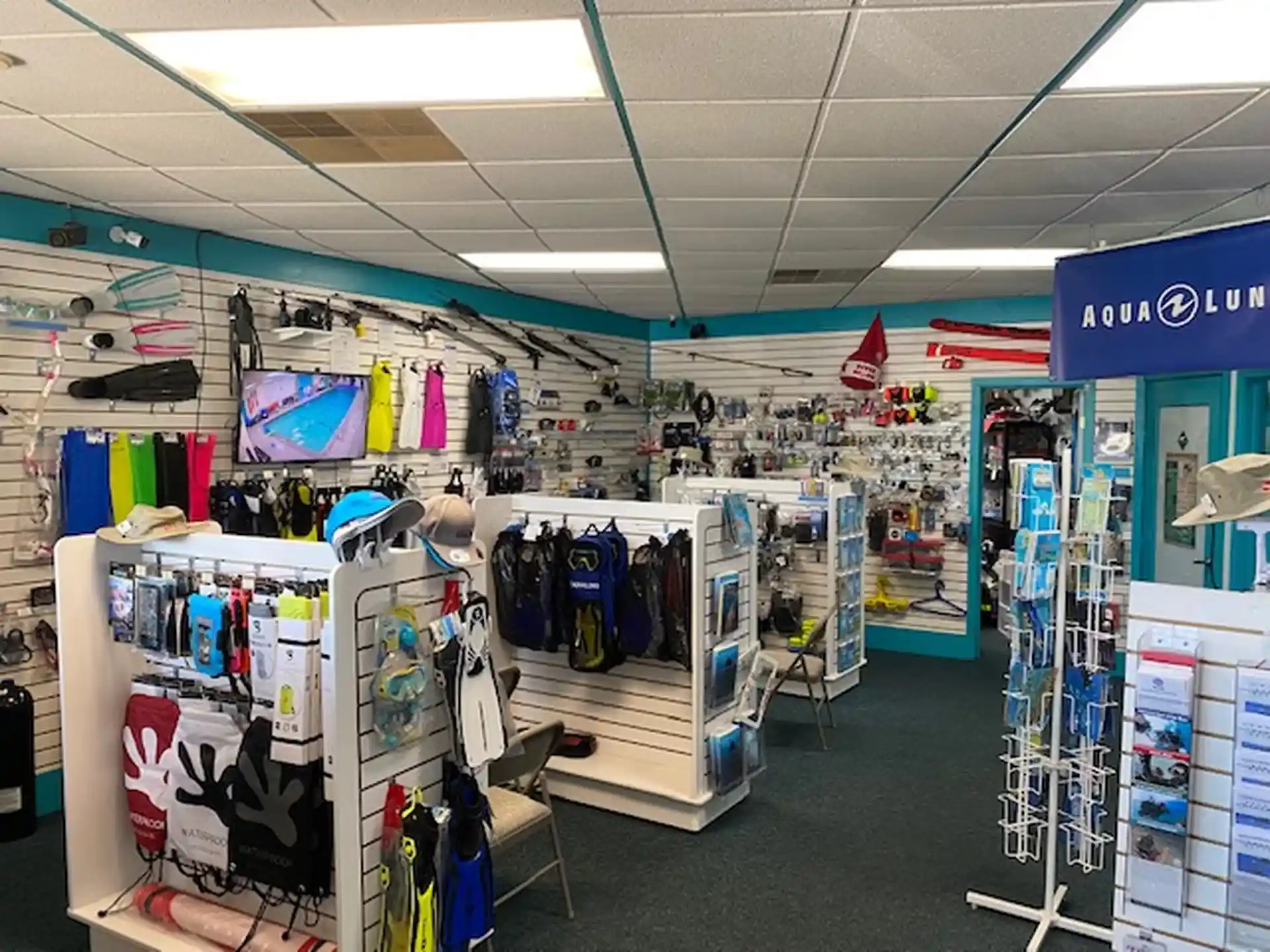 Dive shop photo
